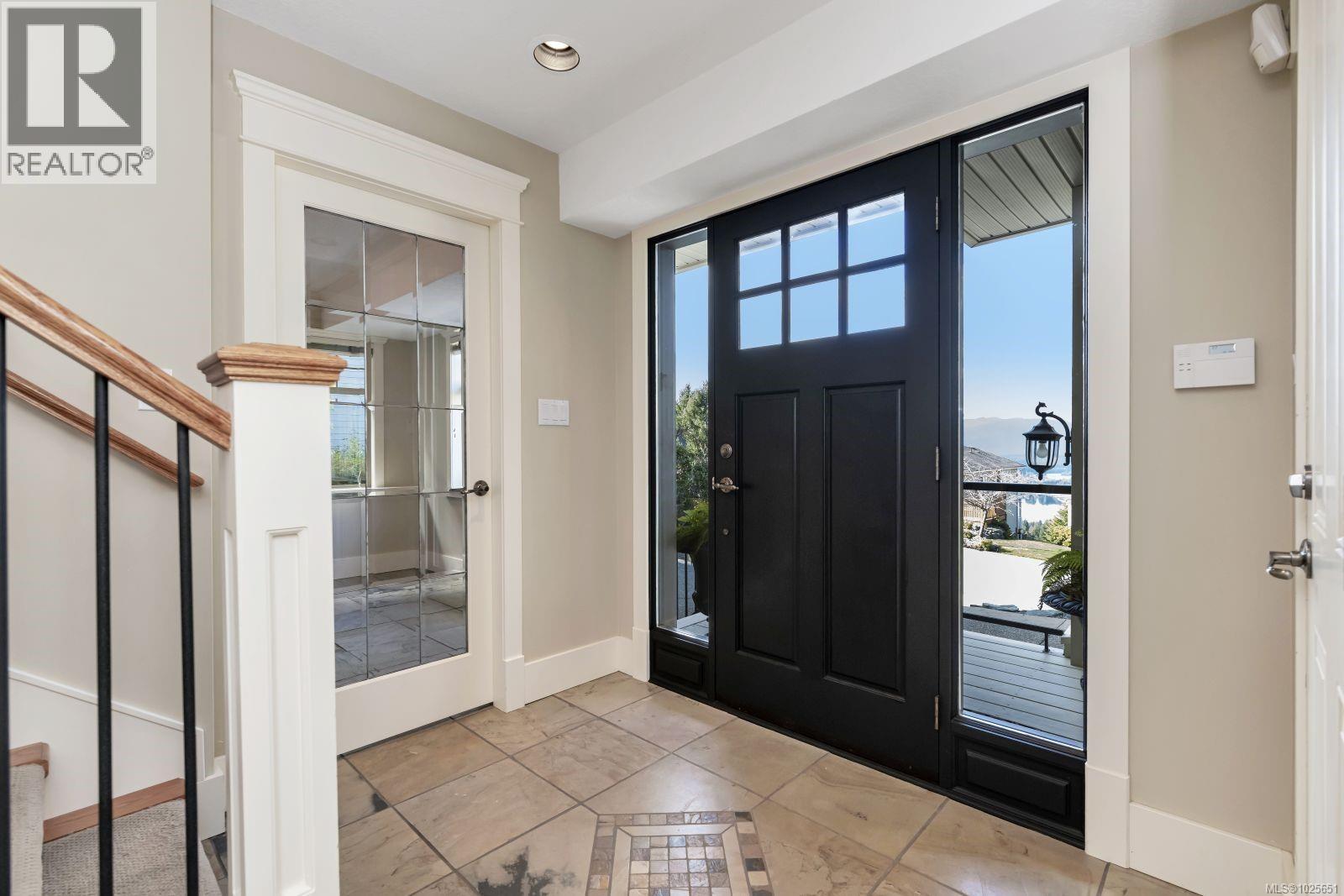 5982 Salish Rd, Duncan