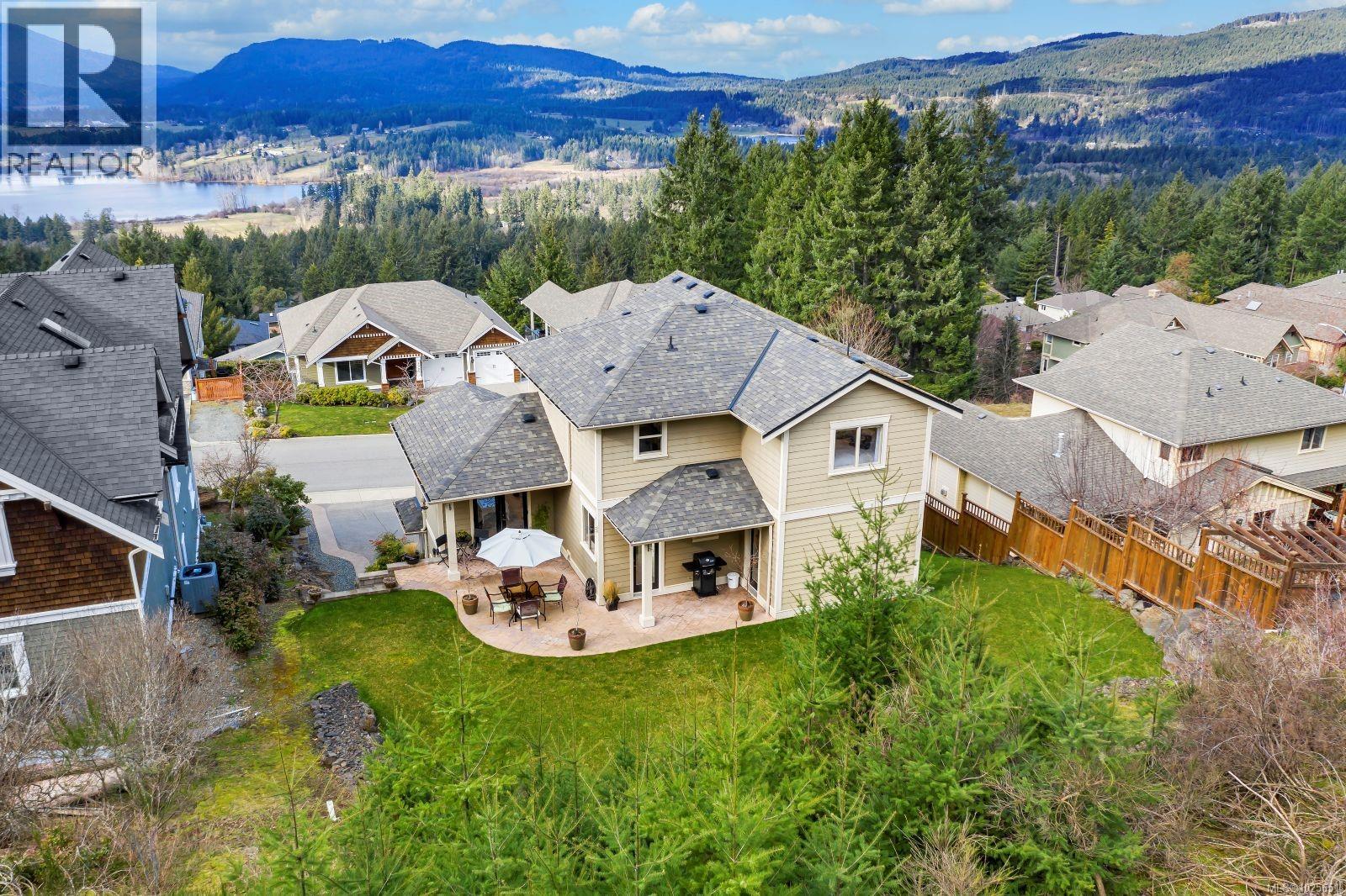 5982 Salish Rd, Duncan