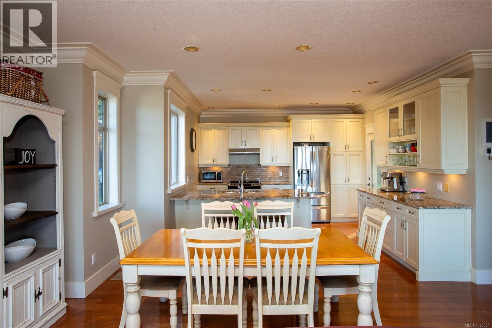 5982 Salish Rd, Duncan