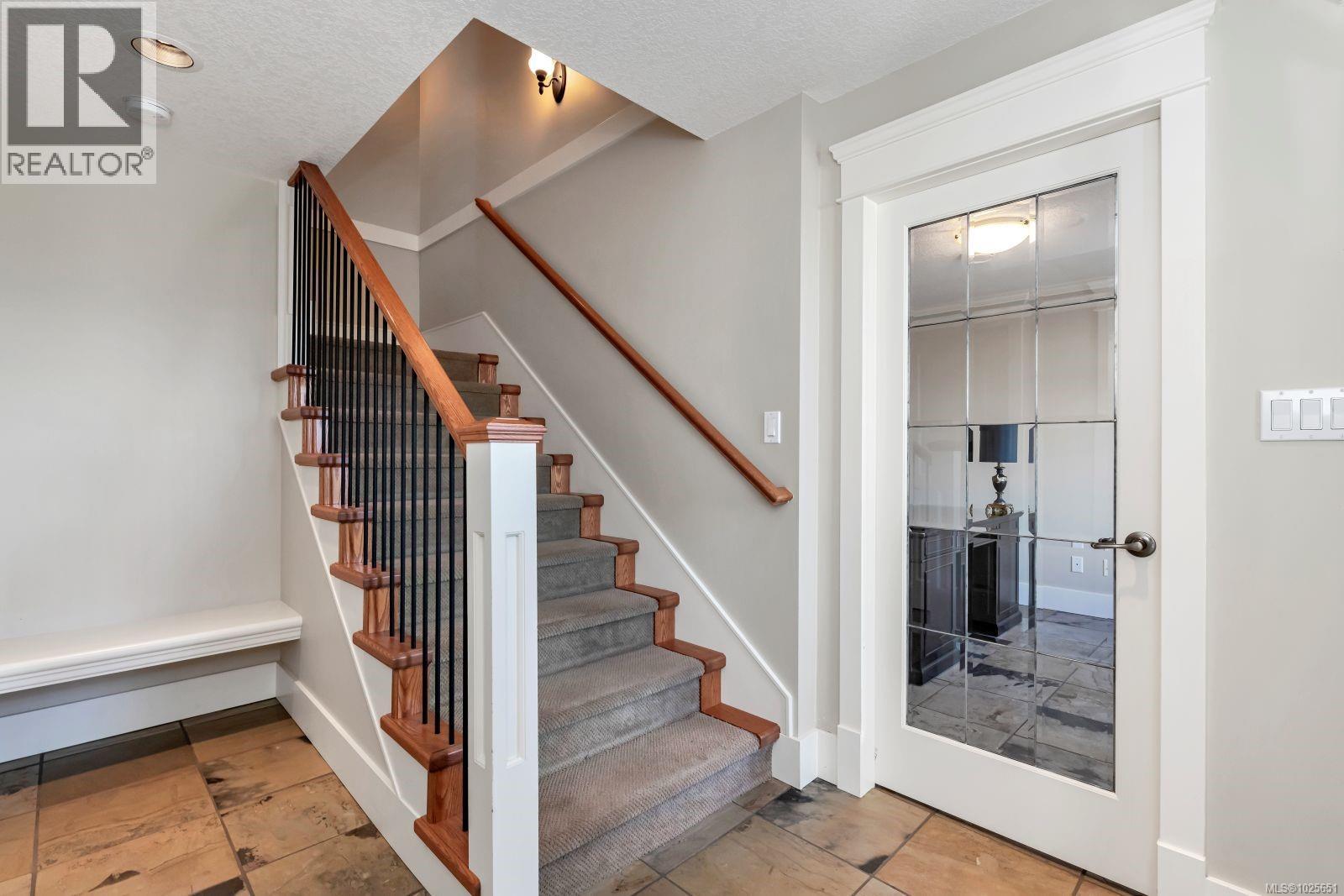 5982 Salish Rd, Duncan