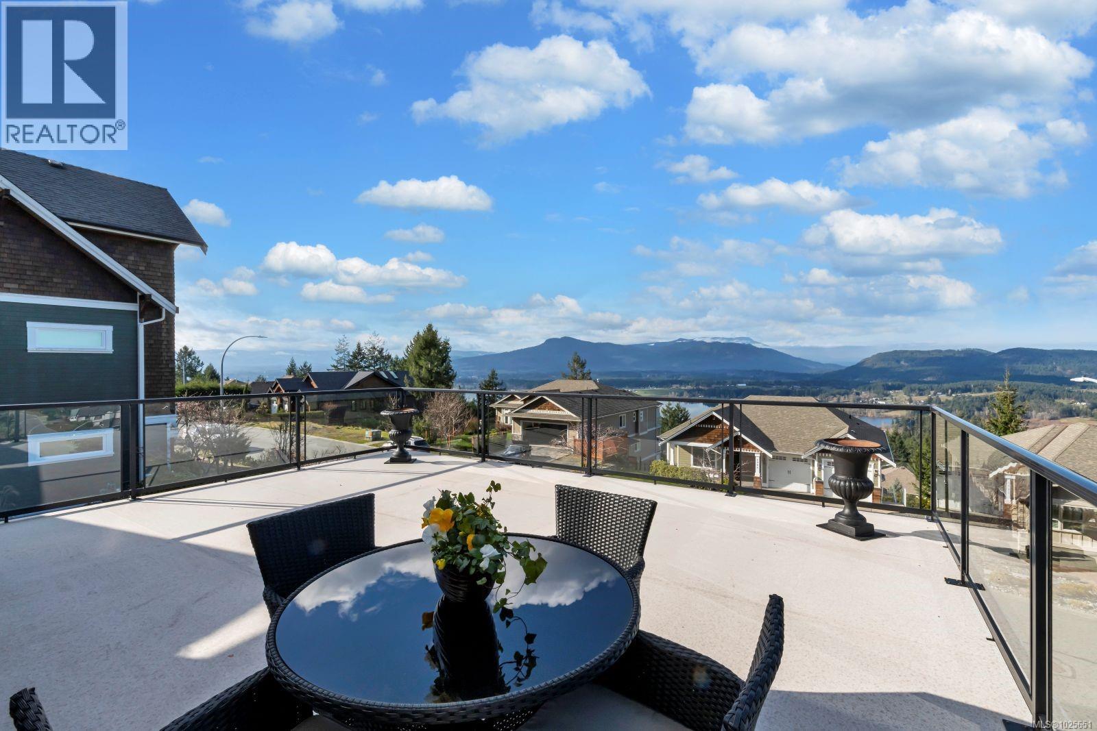 5982 Salish Rd, Duncan