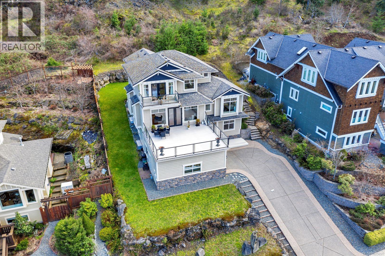 5982 Salish Rd, Duncan