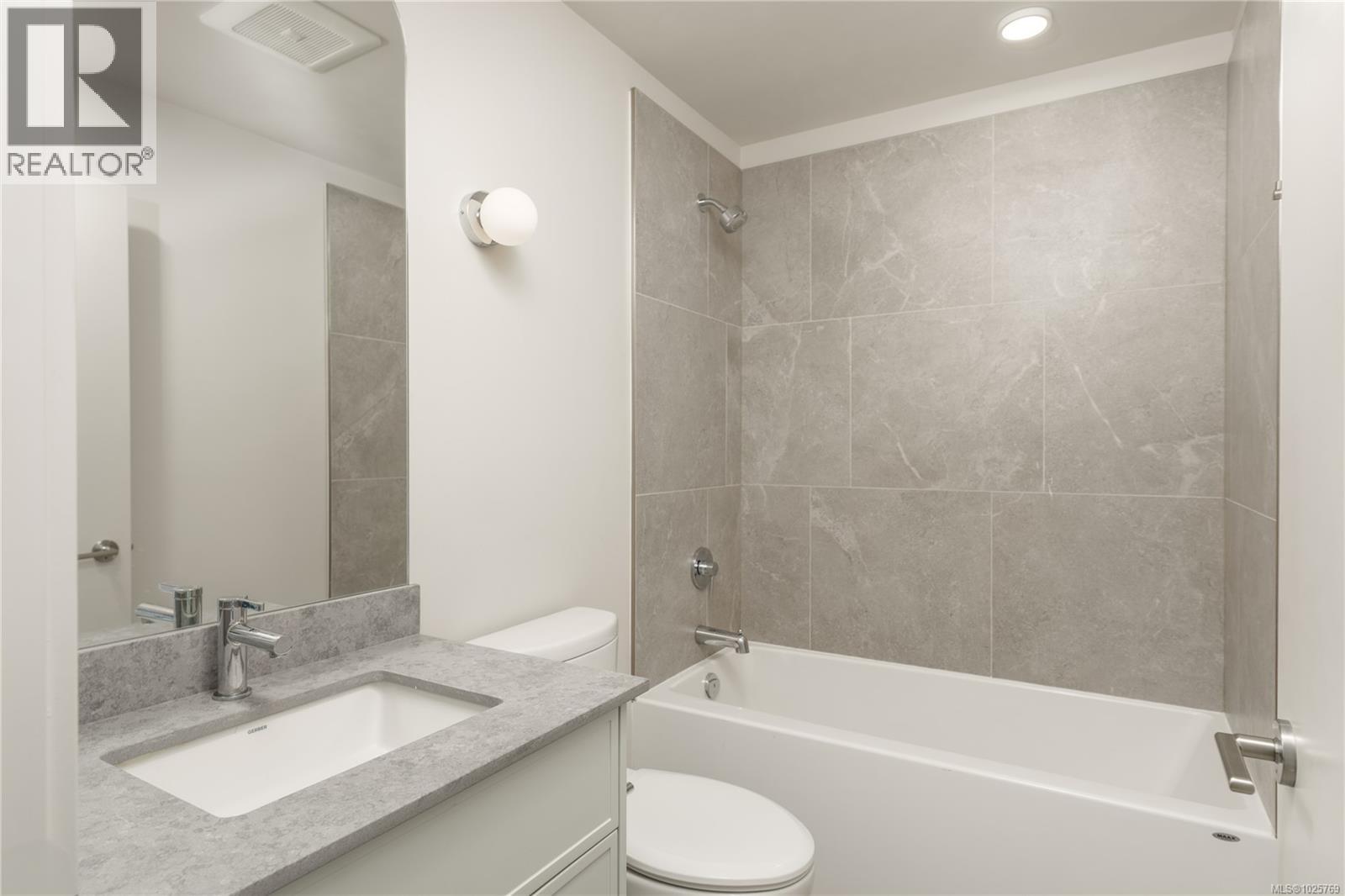 210 629 Speed Avenue, Victoria