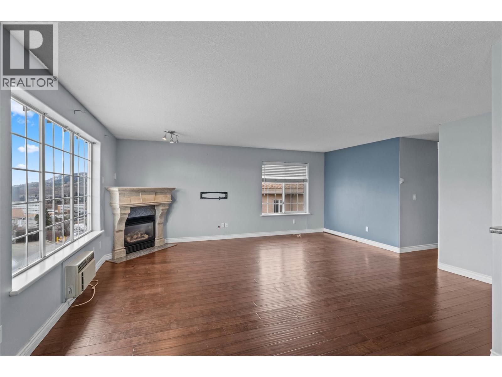 875 SAHALI Terrace Unit# 310 Lot# 42, Kamloops