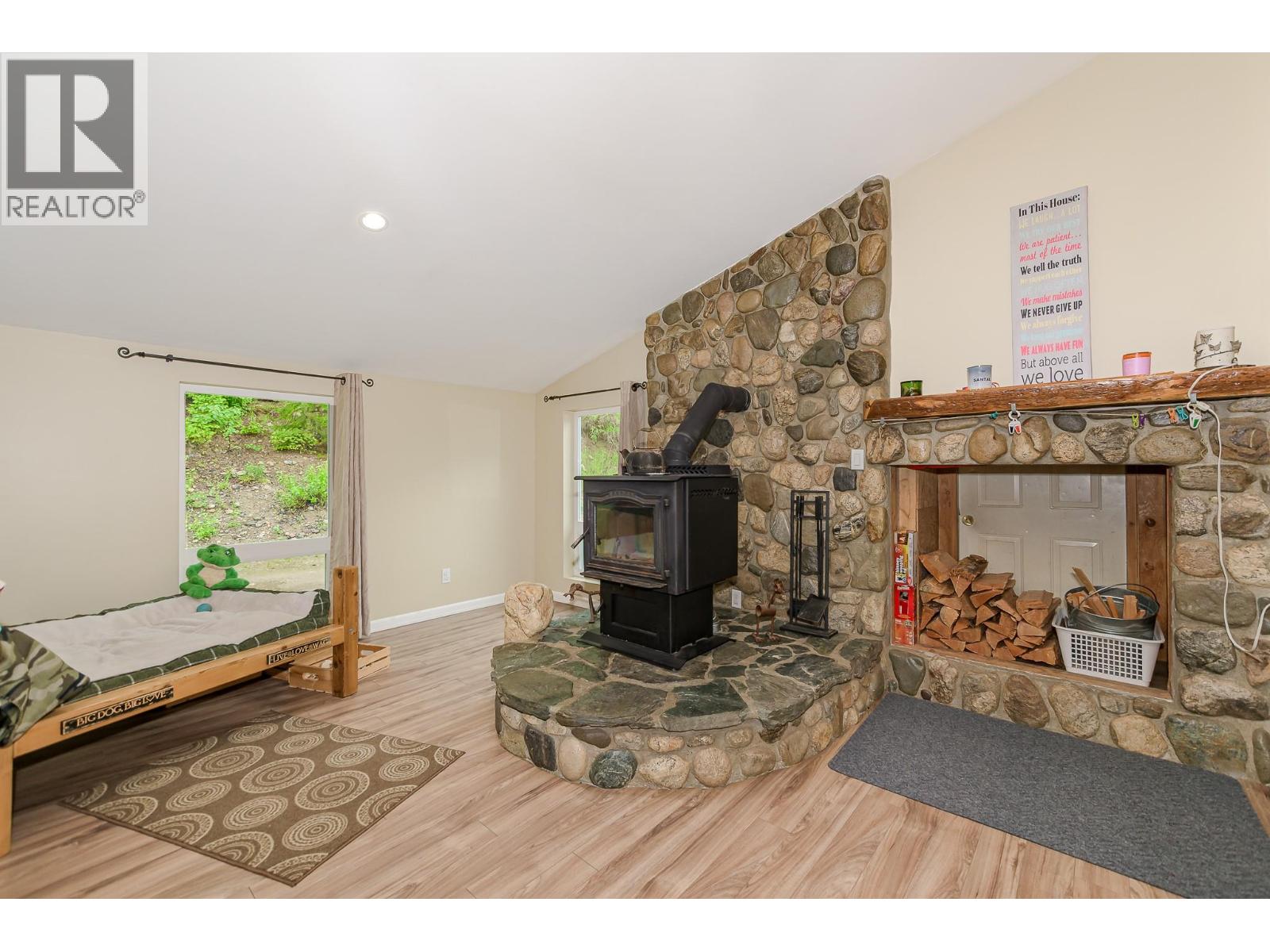  645 Capri Road, Enderby