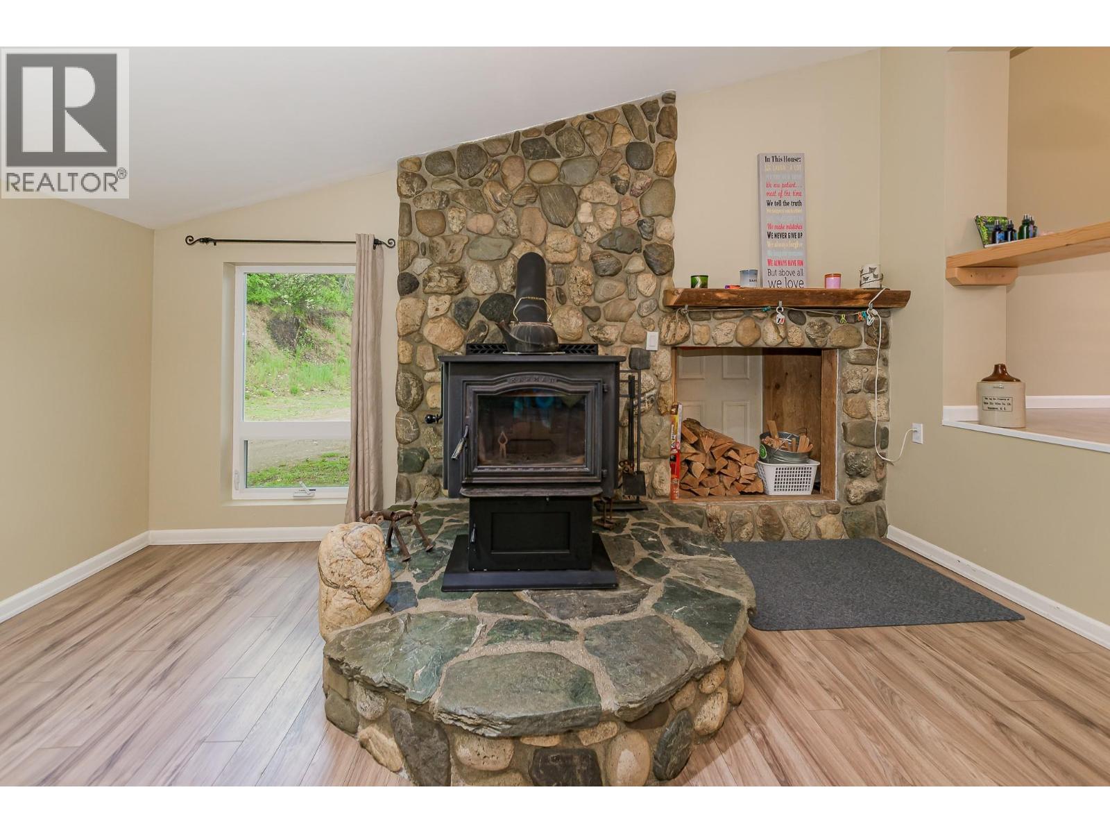  645 Capri Road, Enderby