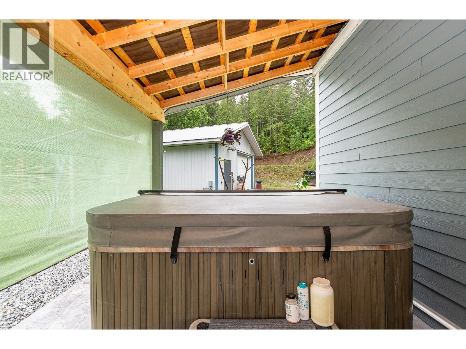  645 Capri Road, Enderby