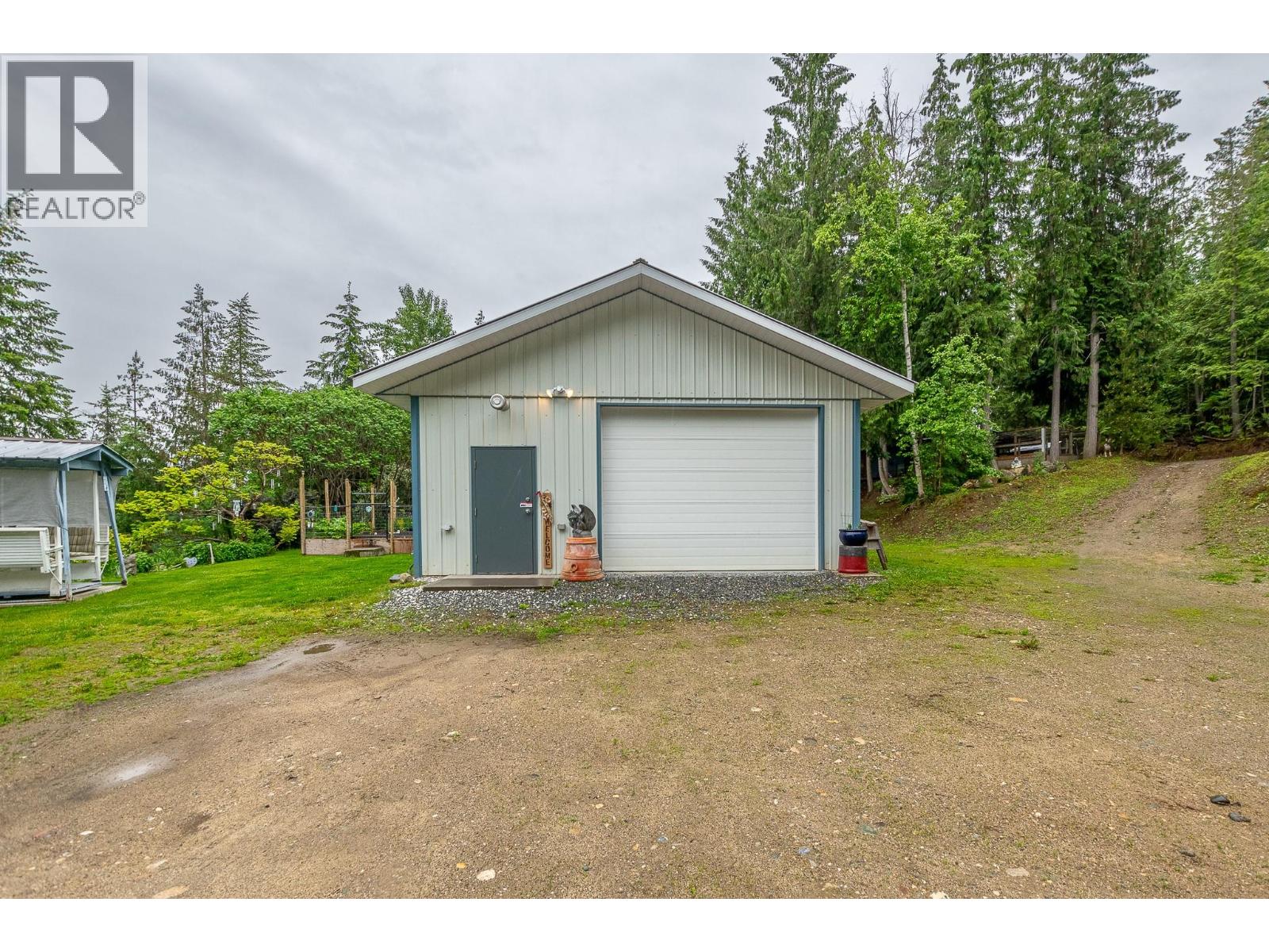  645 Capri Road, Enderby