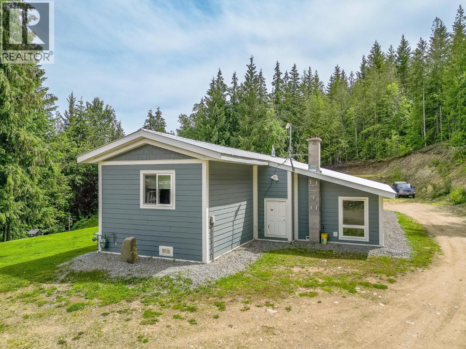  645 Capri Road, Enderby