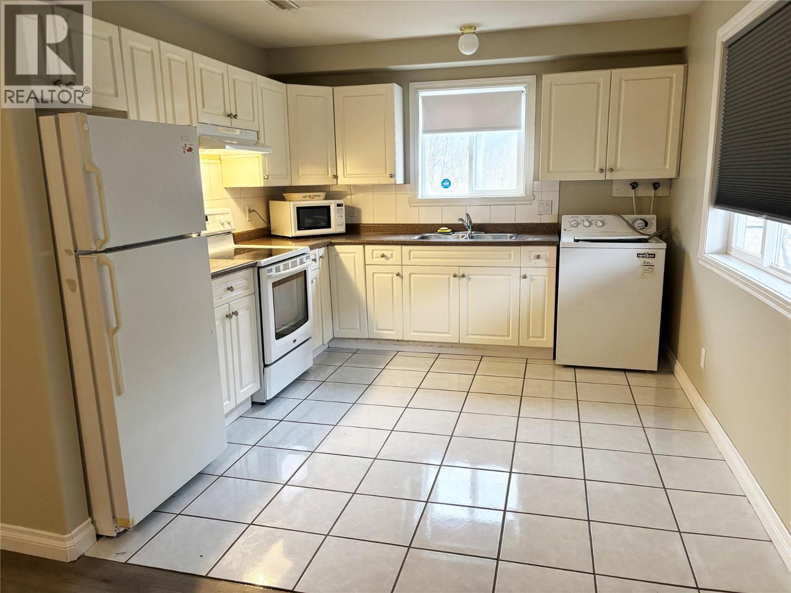 2300 Upper Bench Road, Cawston