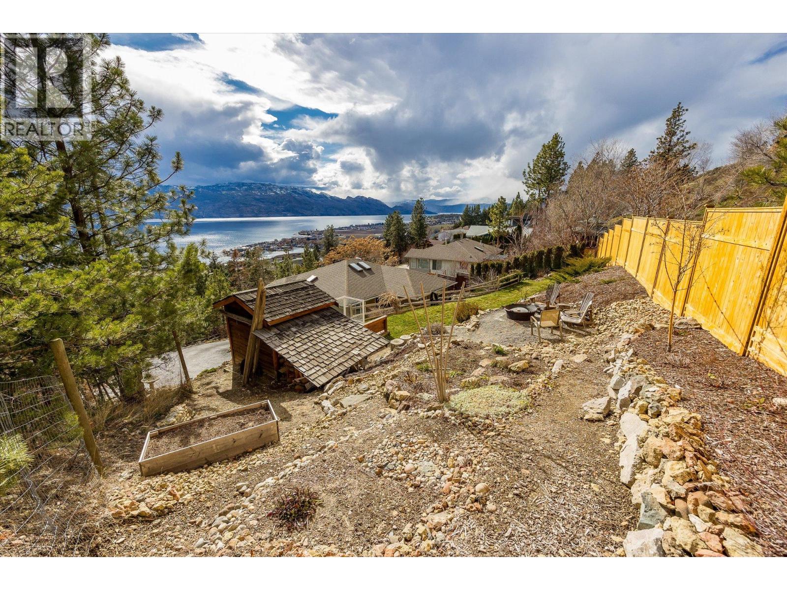  1238 McCallum Road, West Kelowna