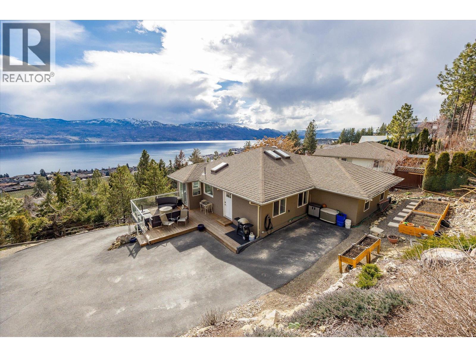  1238 McCallum Road, West Kelowna