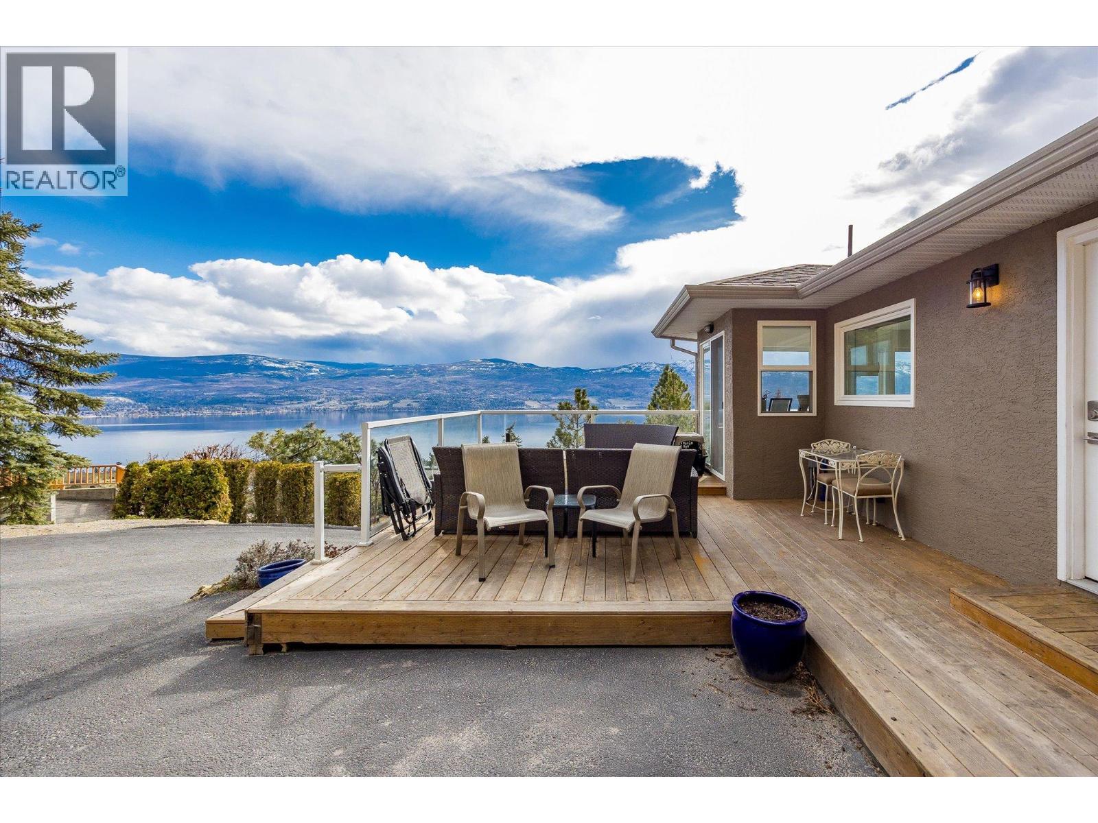  1238 McCallum Road, West Kelowna