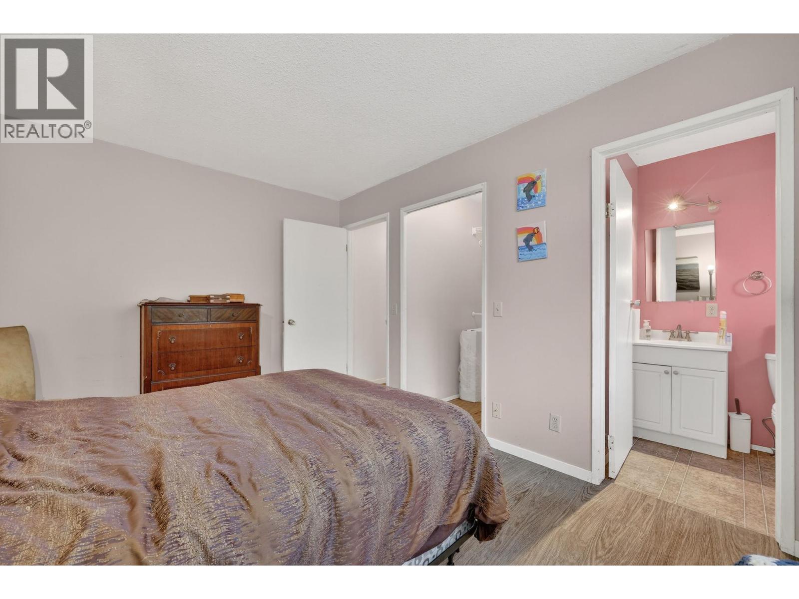  10991 Russell Road, Lake Country