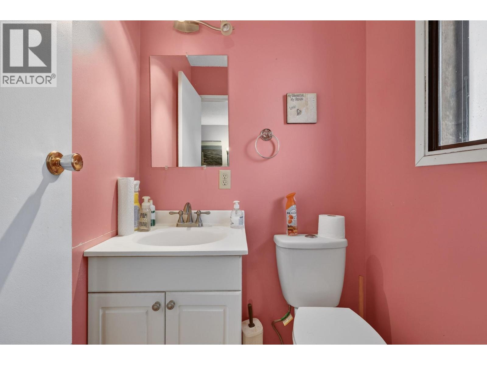  10991 Russell Road, Lake Country