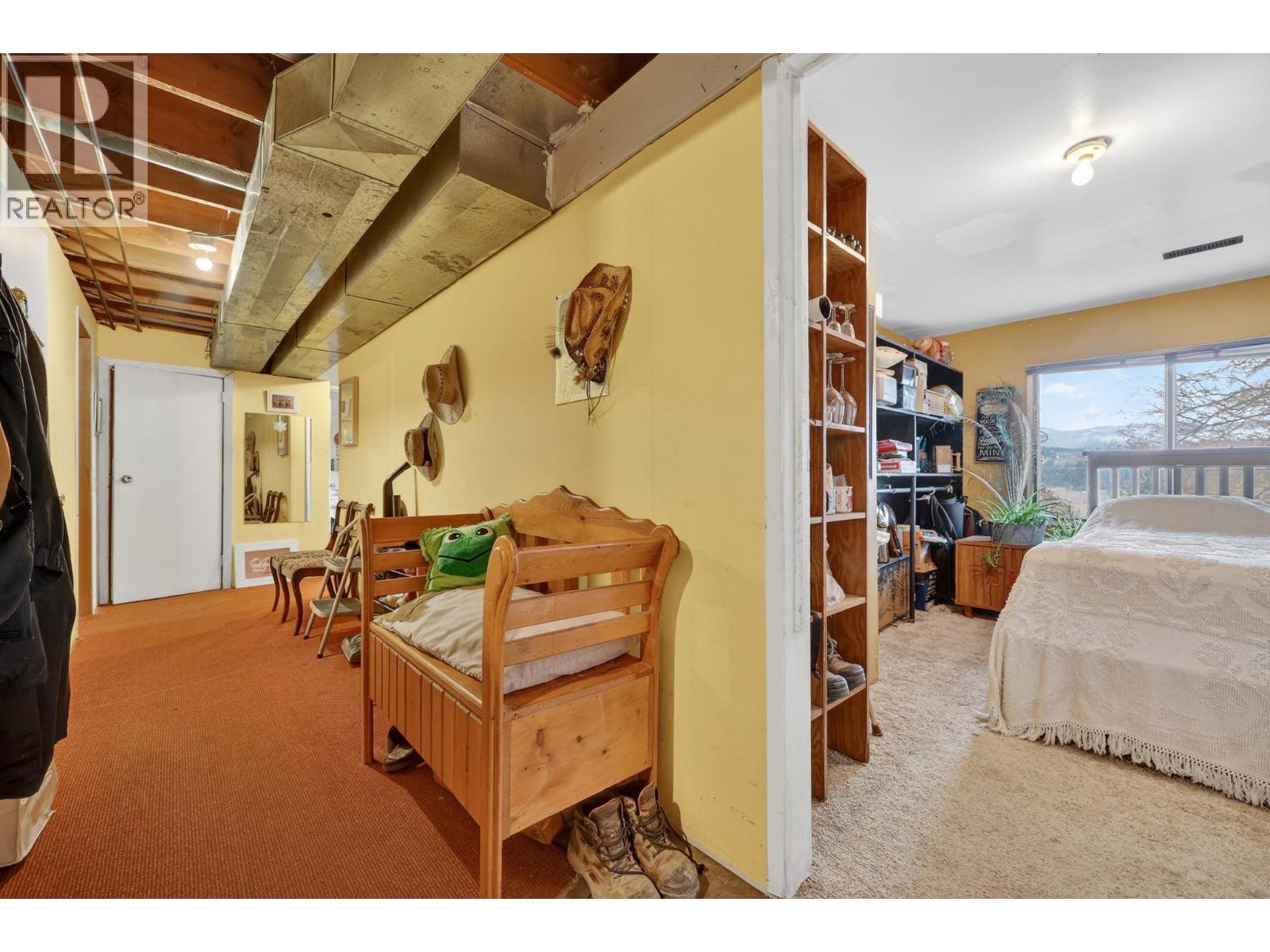  10991 Russell Road, Lake Country