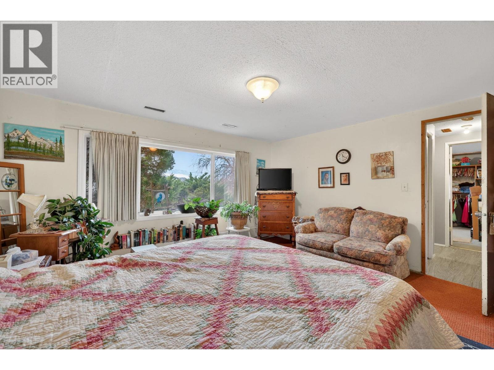  10991 Russell Road, Lake Country