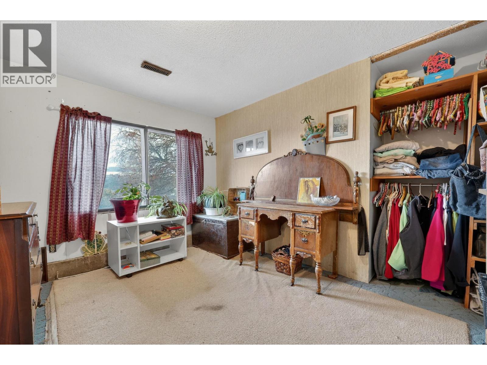  10991 Russell Road, Lake Country