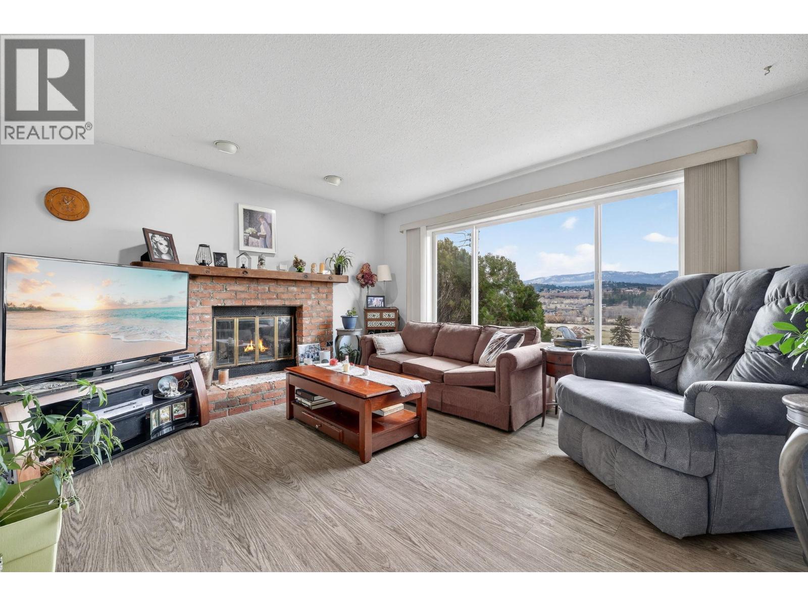  10991 Russell Road, Lake Country