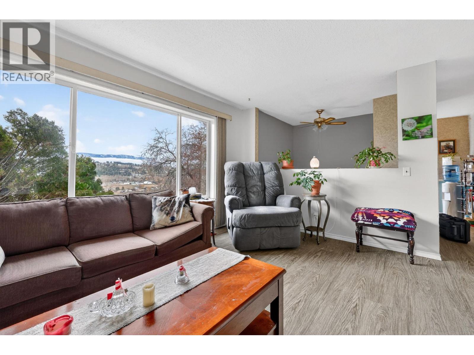  10991 Russell Road, Lake Country