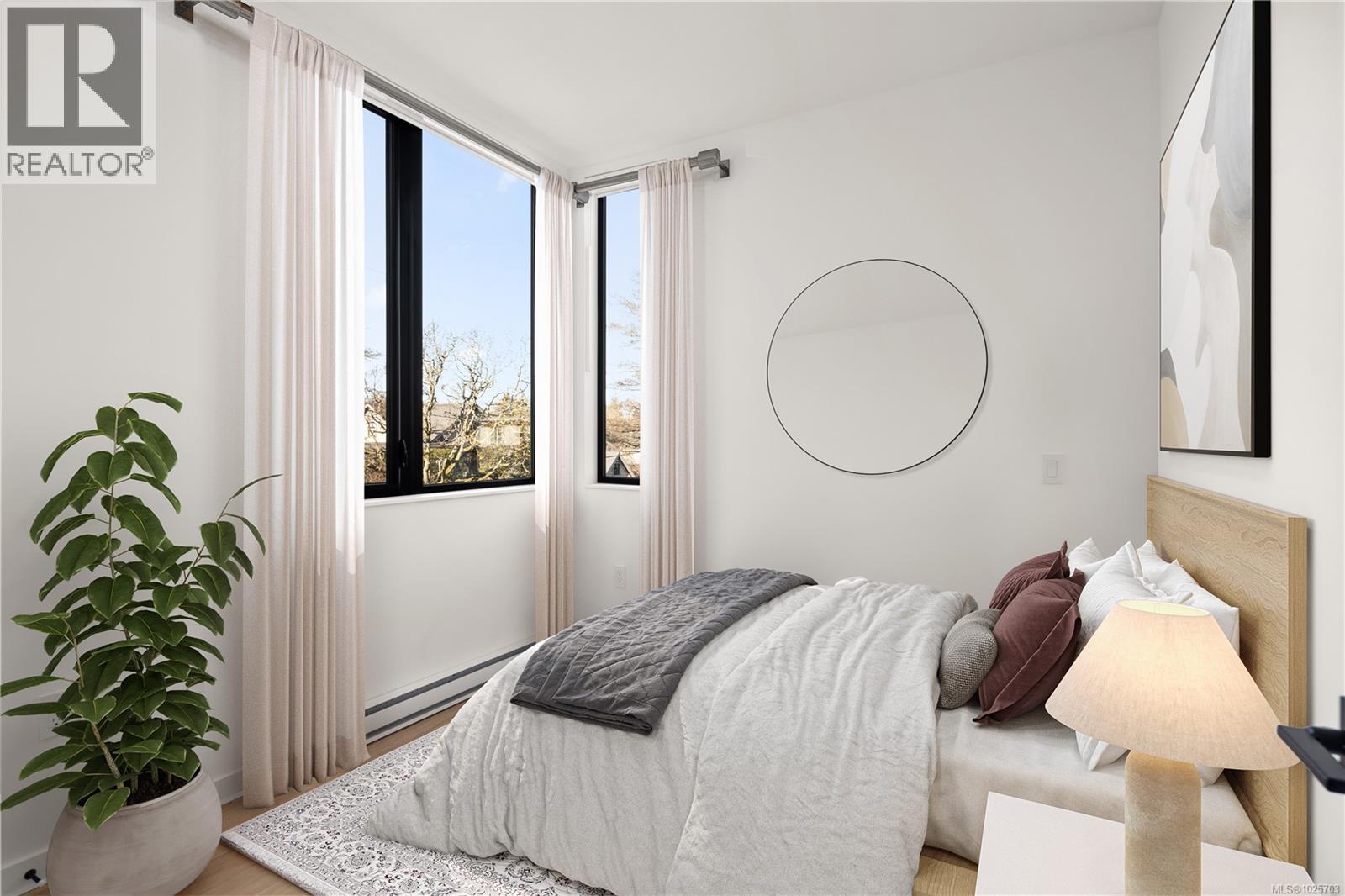 9 907 Redfern Street West, Victoria