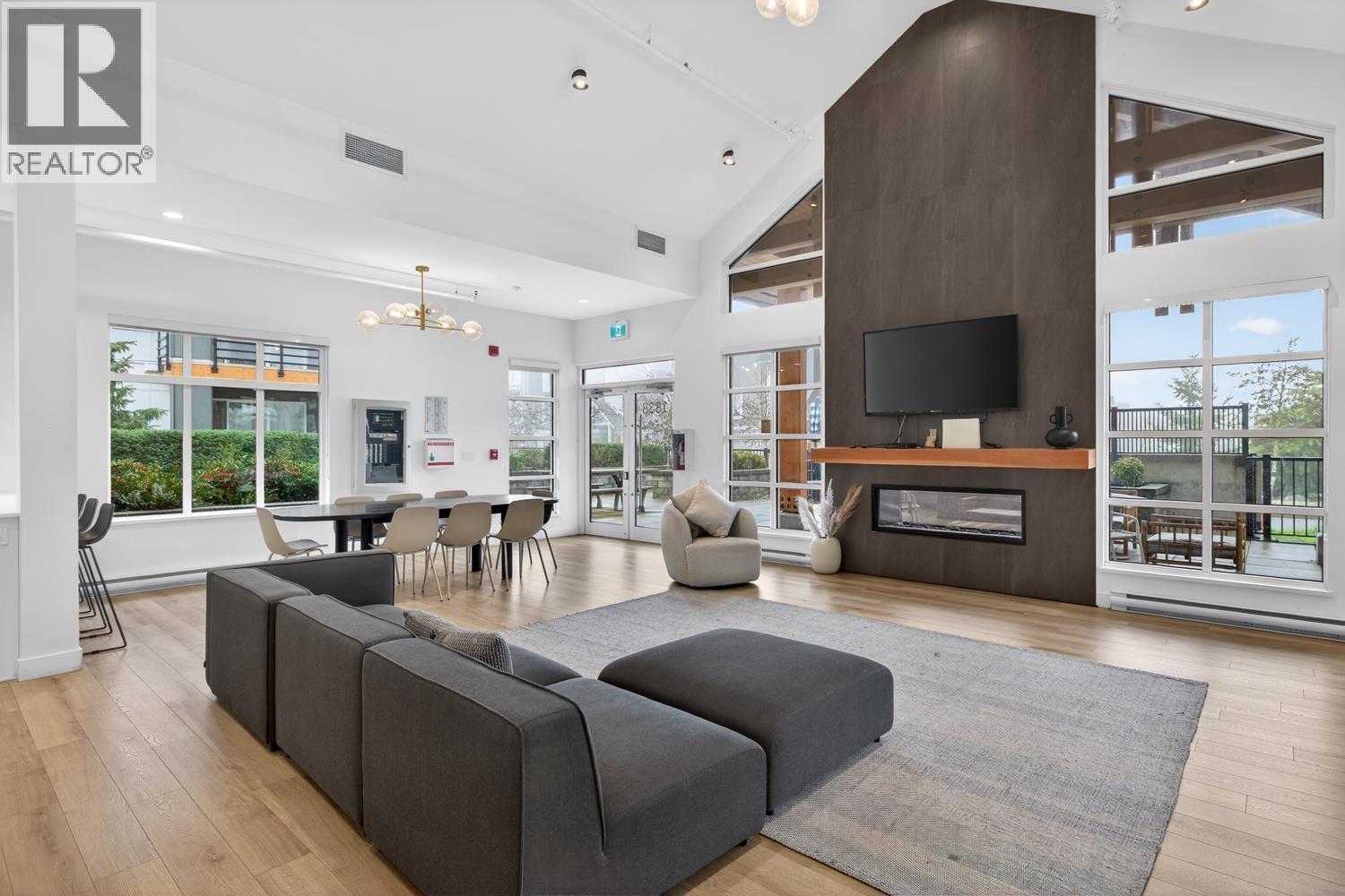 319 1792 STARLING DRIVE, Tsawwassen