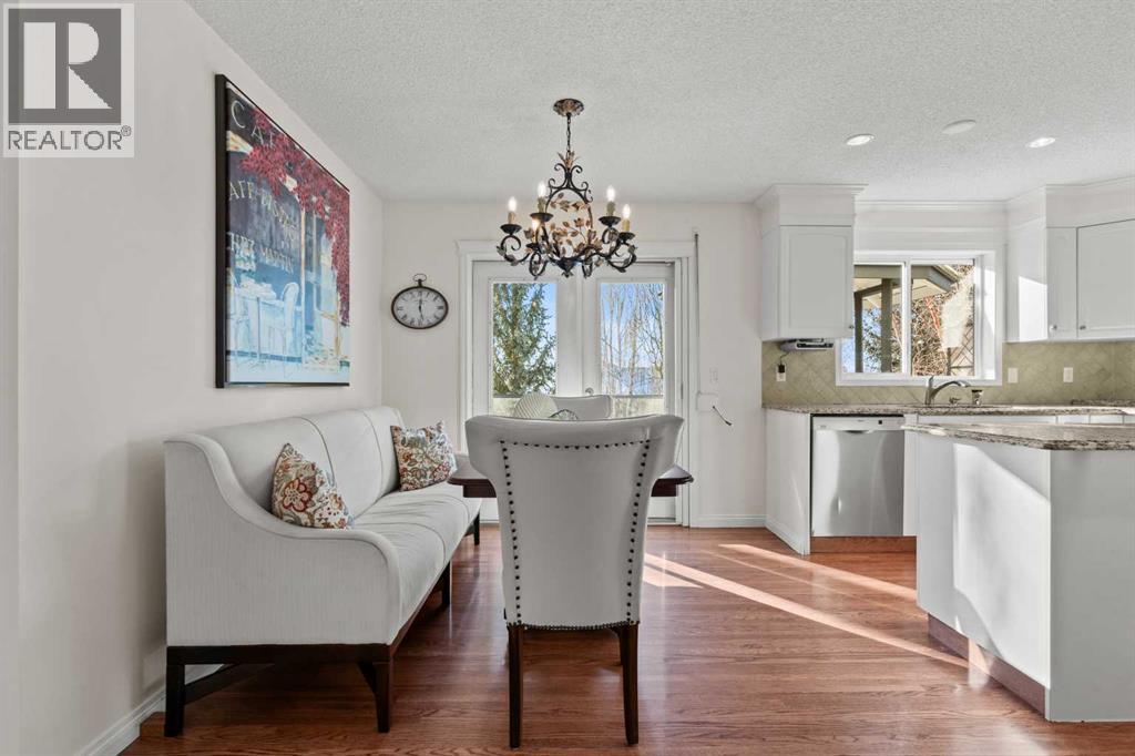 Single Family House for Sale in  Springbank Crescent SW Springbank Hill Calgary 