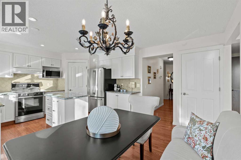 Single Family House for Sale in  Springbank Crescent SW Springbank Hill Calgary 