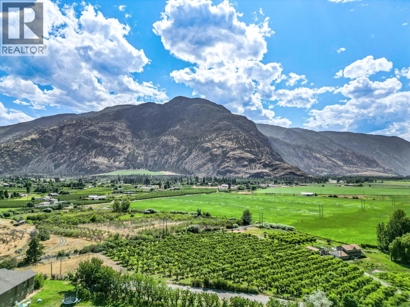  2300 Upper Bench Road, Cawston