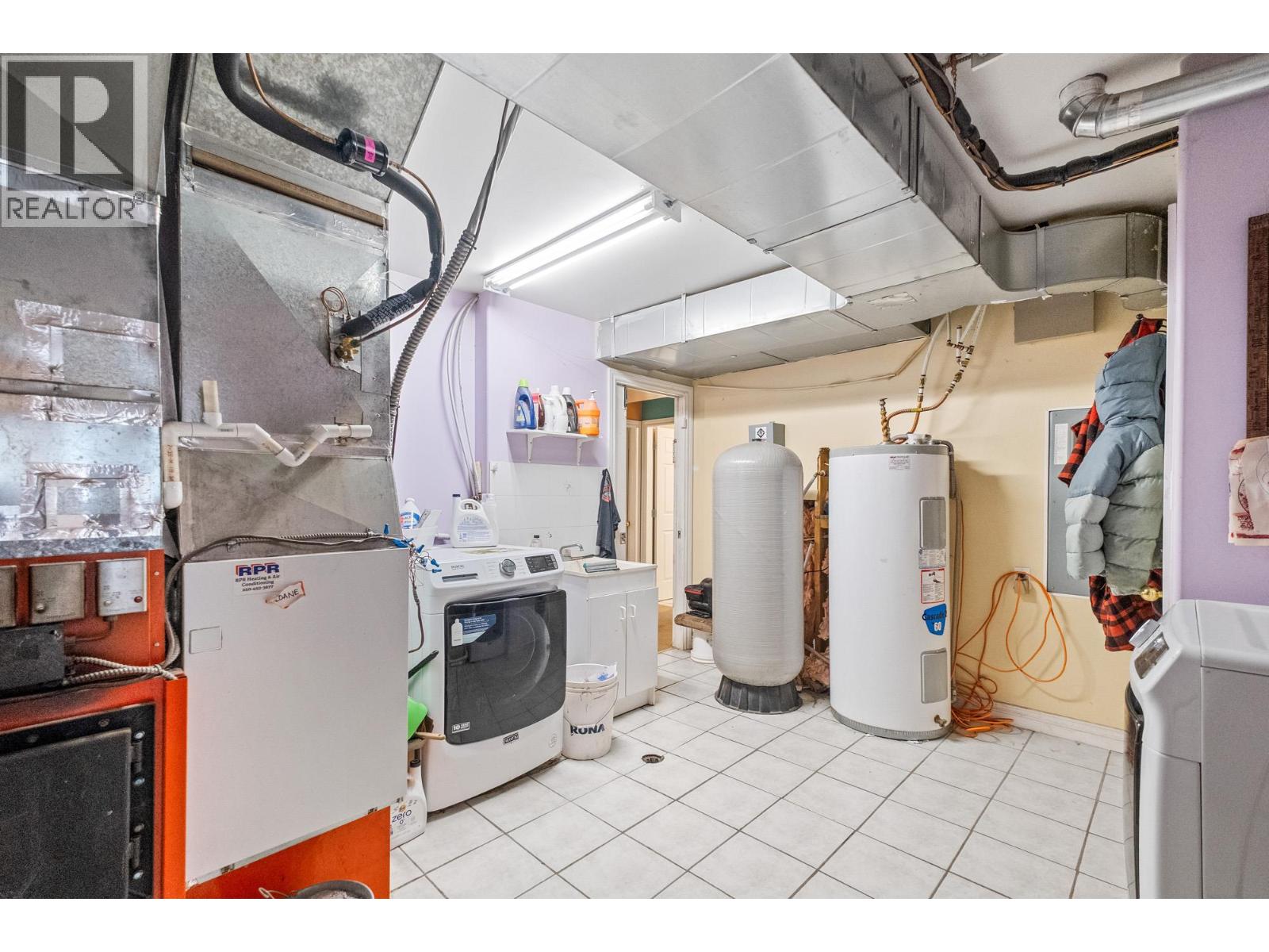  2300 Upper Bench Road, Cawston