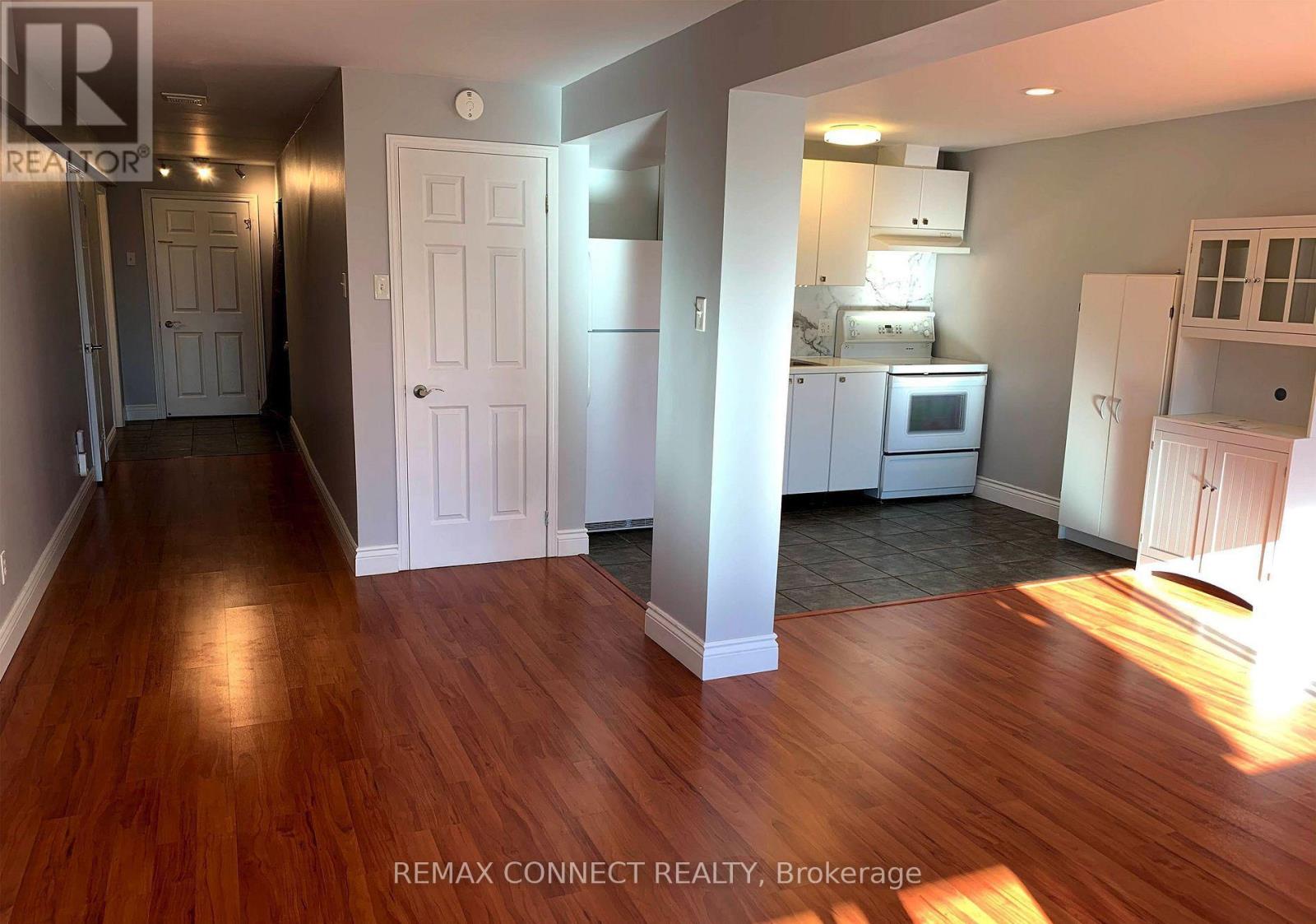 LOWER LEVEL - 88 PINNACLE TRAIL - Photo 3 of 21, Aurora (Bayview Wellington), Ontario