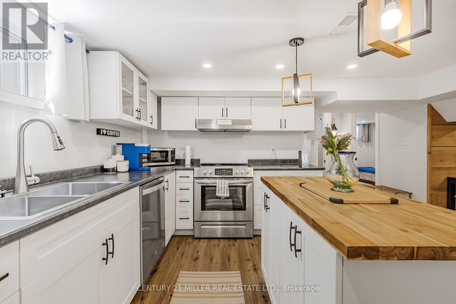 248 Kingsleigh Court Suite