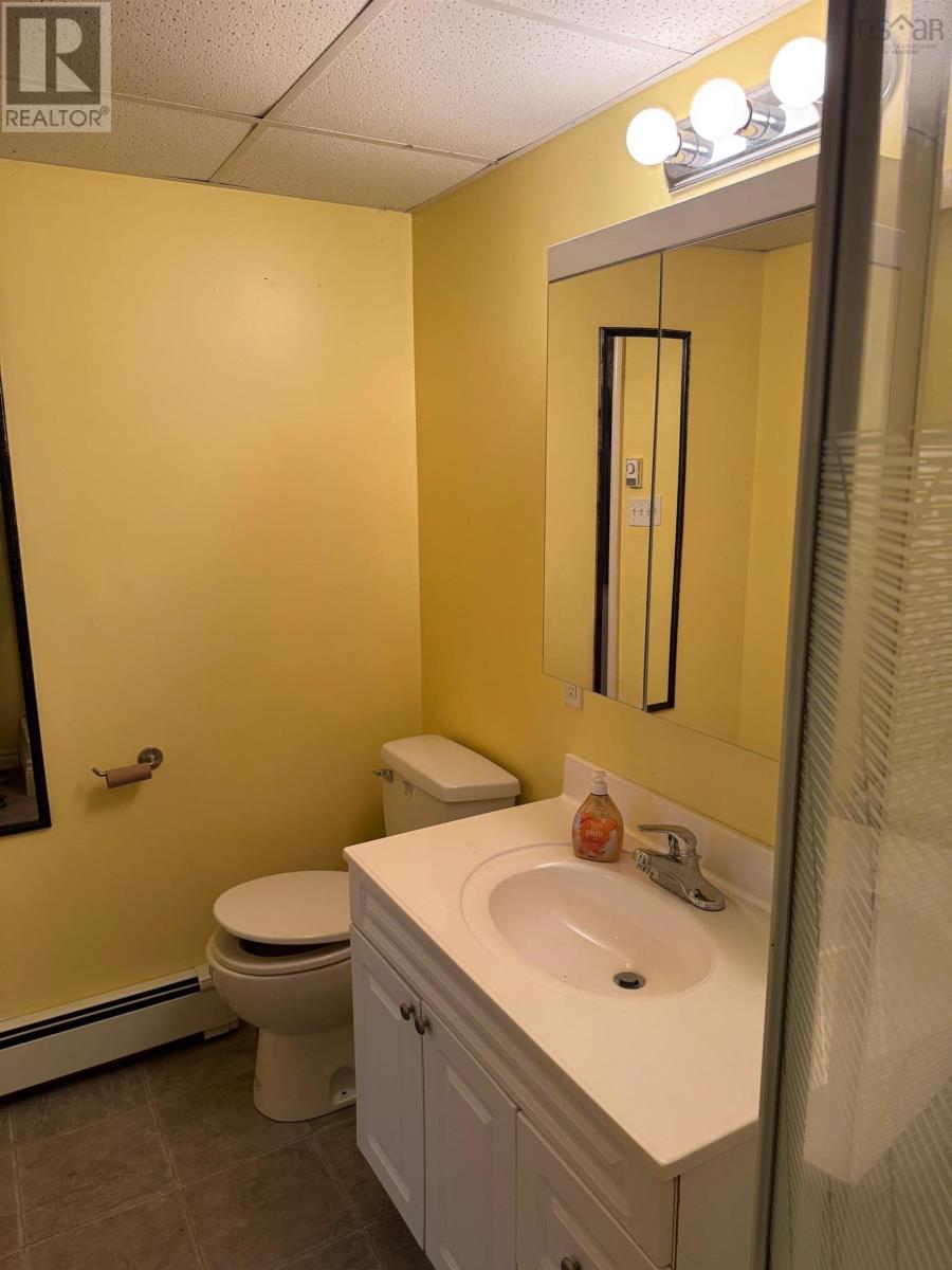 Property 34 of 34 of 956 Highway 203