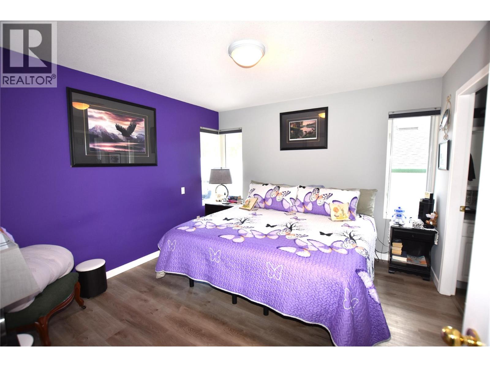  145 Falcon Avenue, Vernon