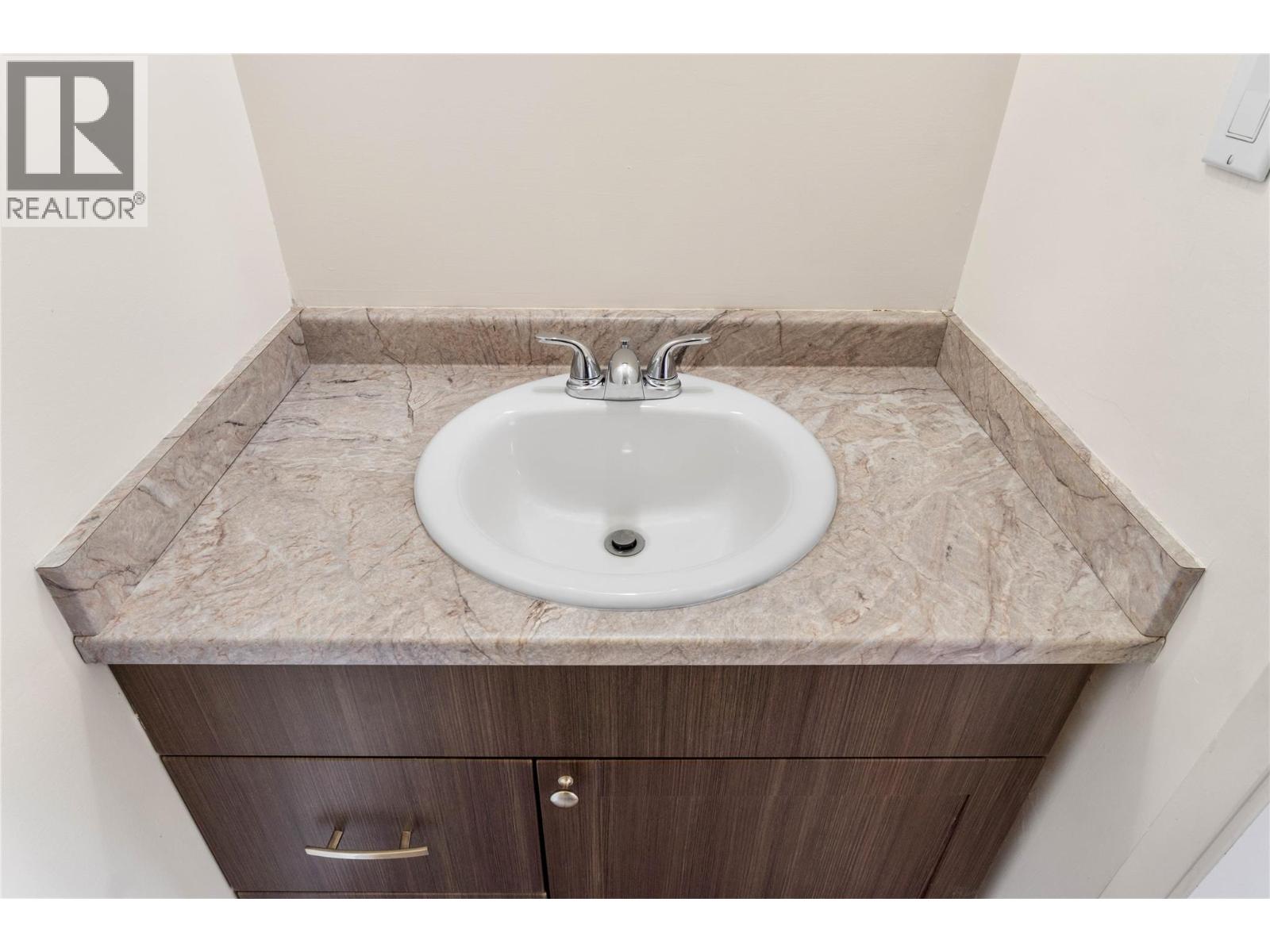 602 Windsor Avenue, Kamloops