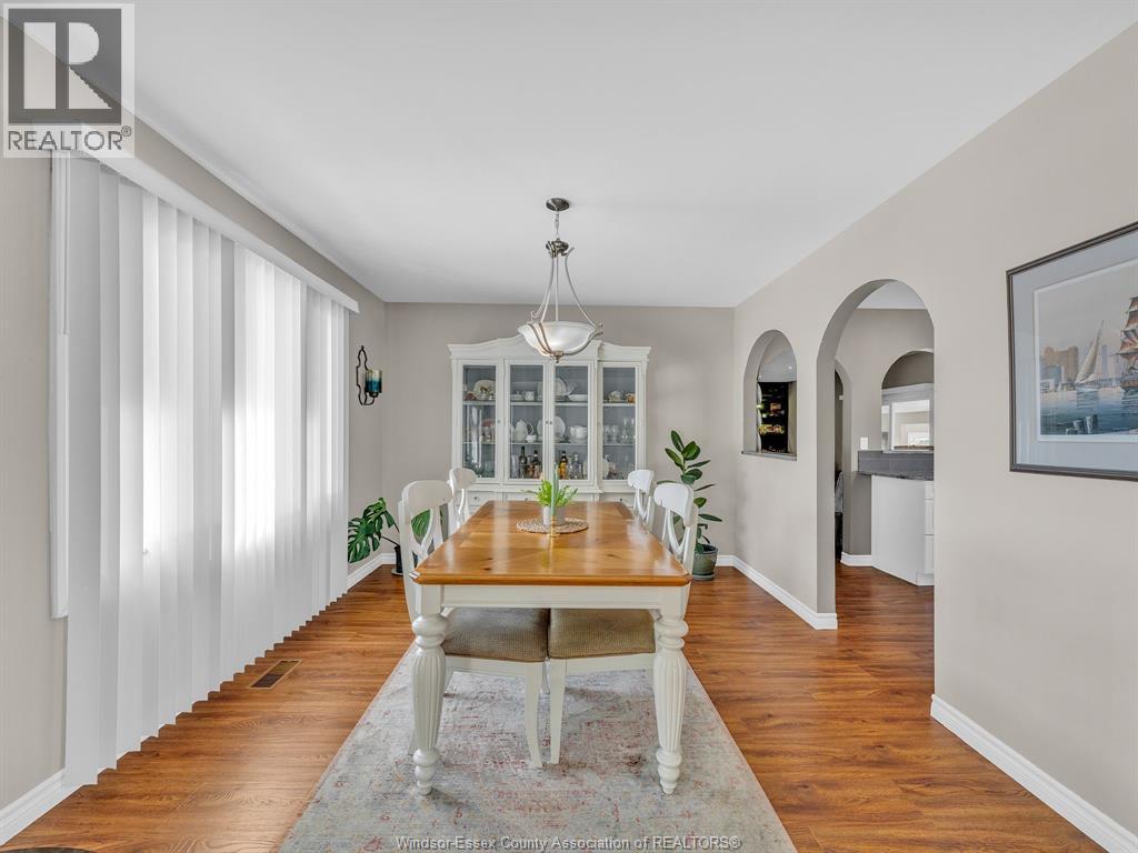 1511 Redwood - Photo 5 of 50, Kingsville, Ontario