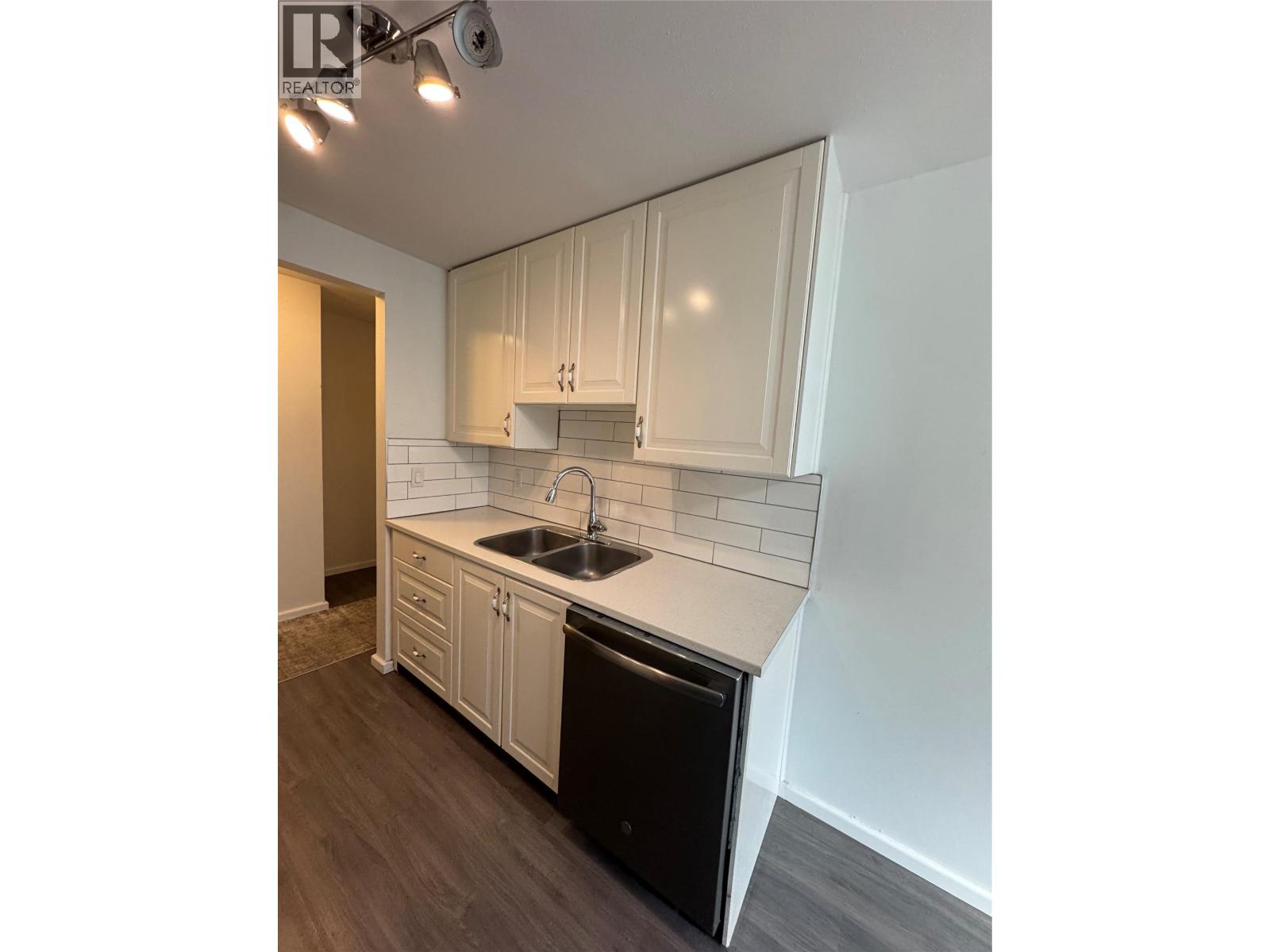 1300 CHURCH Street Unit# 205, Penticton