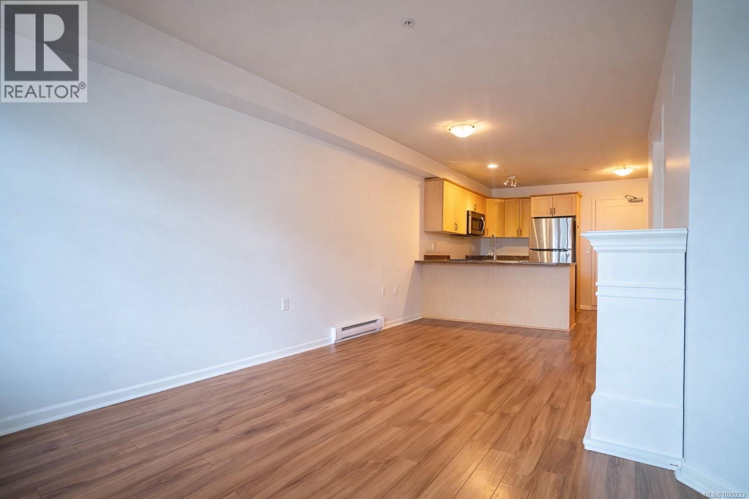 210 655 Goldstream Ave, Langford