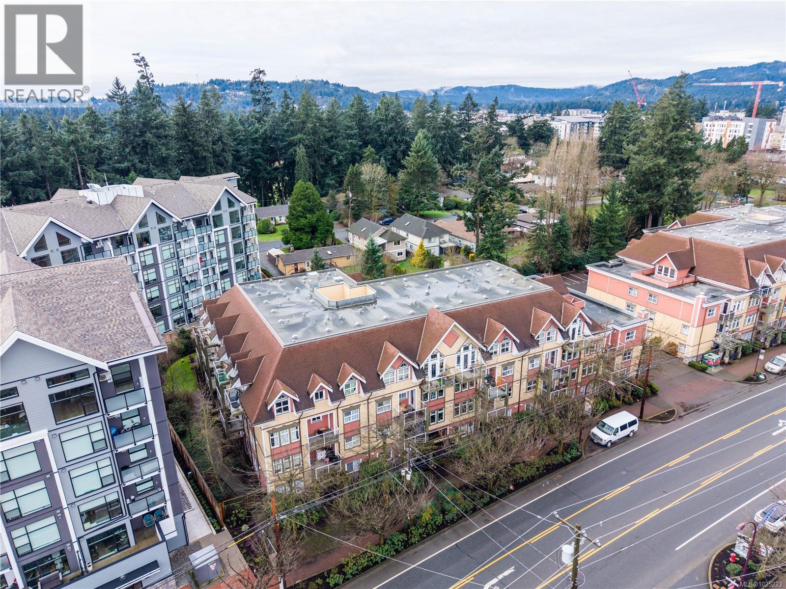 210 655 Goldstream Ave, Langford