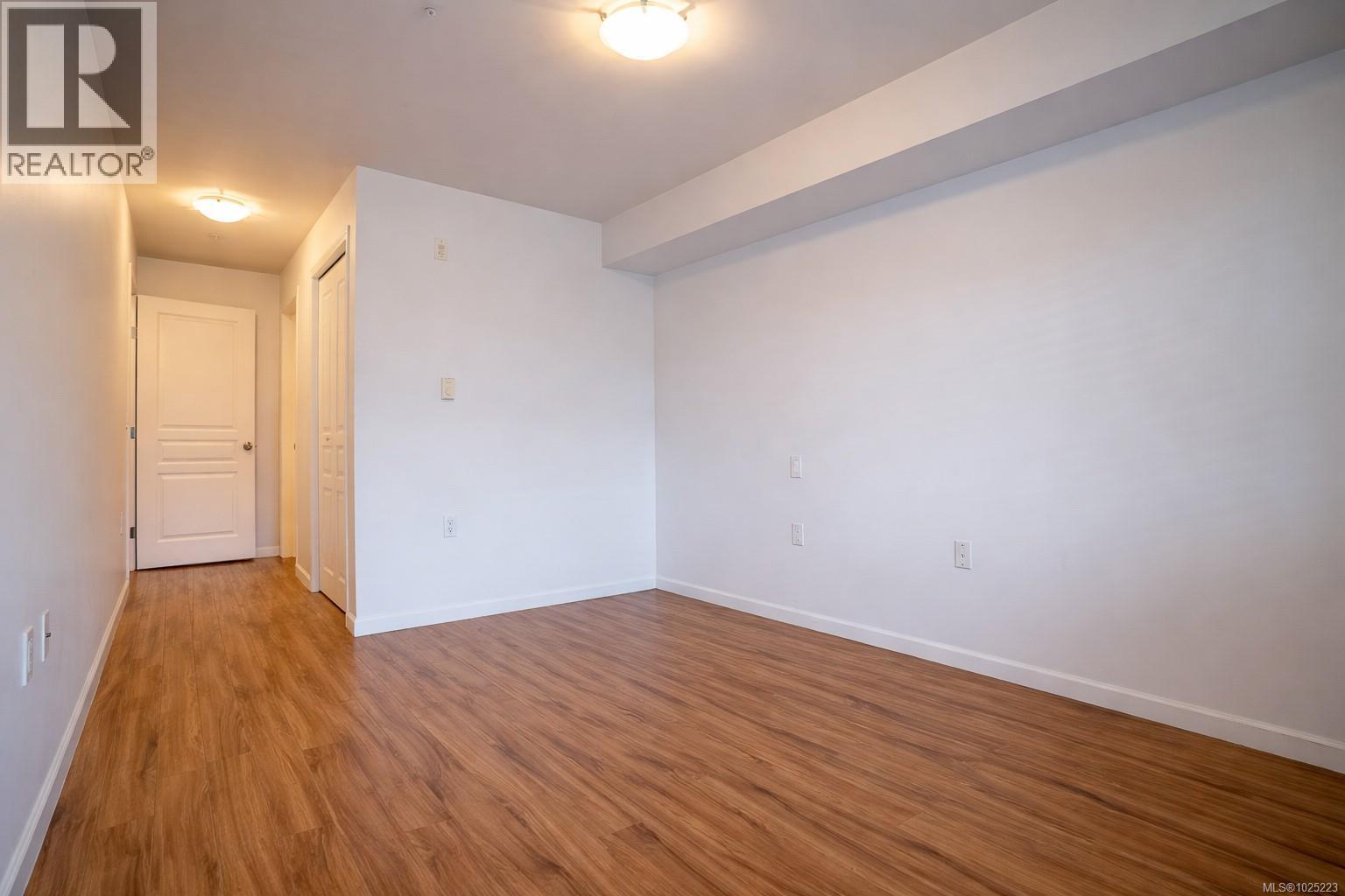 210 655 Goldstream Ave, Langford