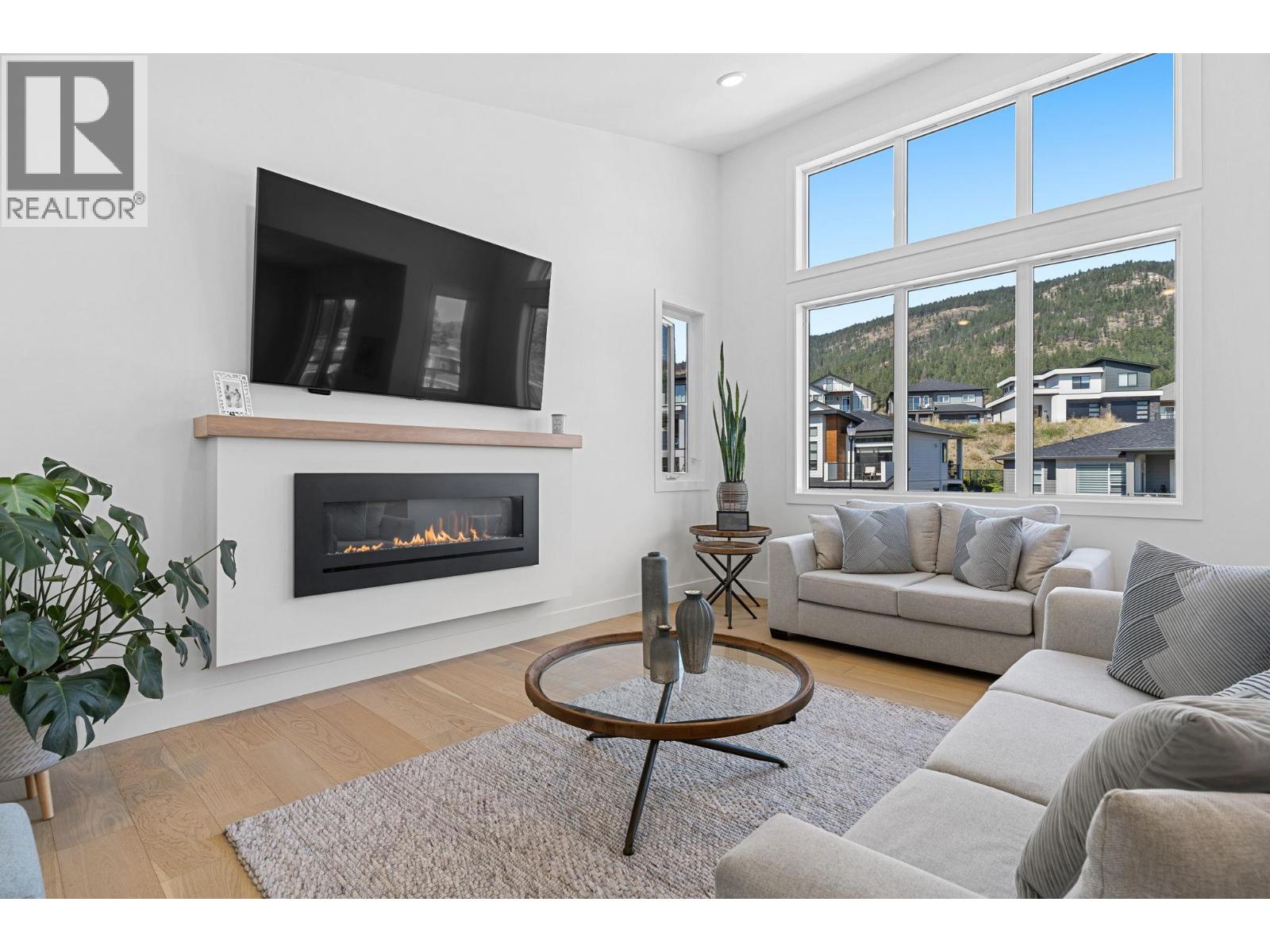  2789 Canyon Crest Drive, West Kelowna