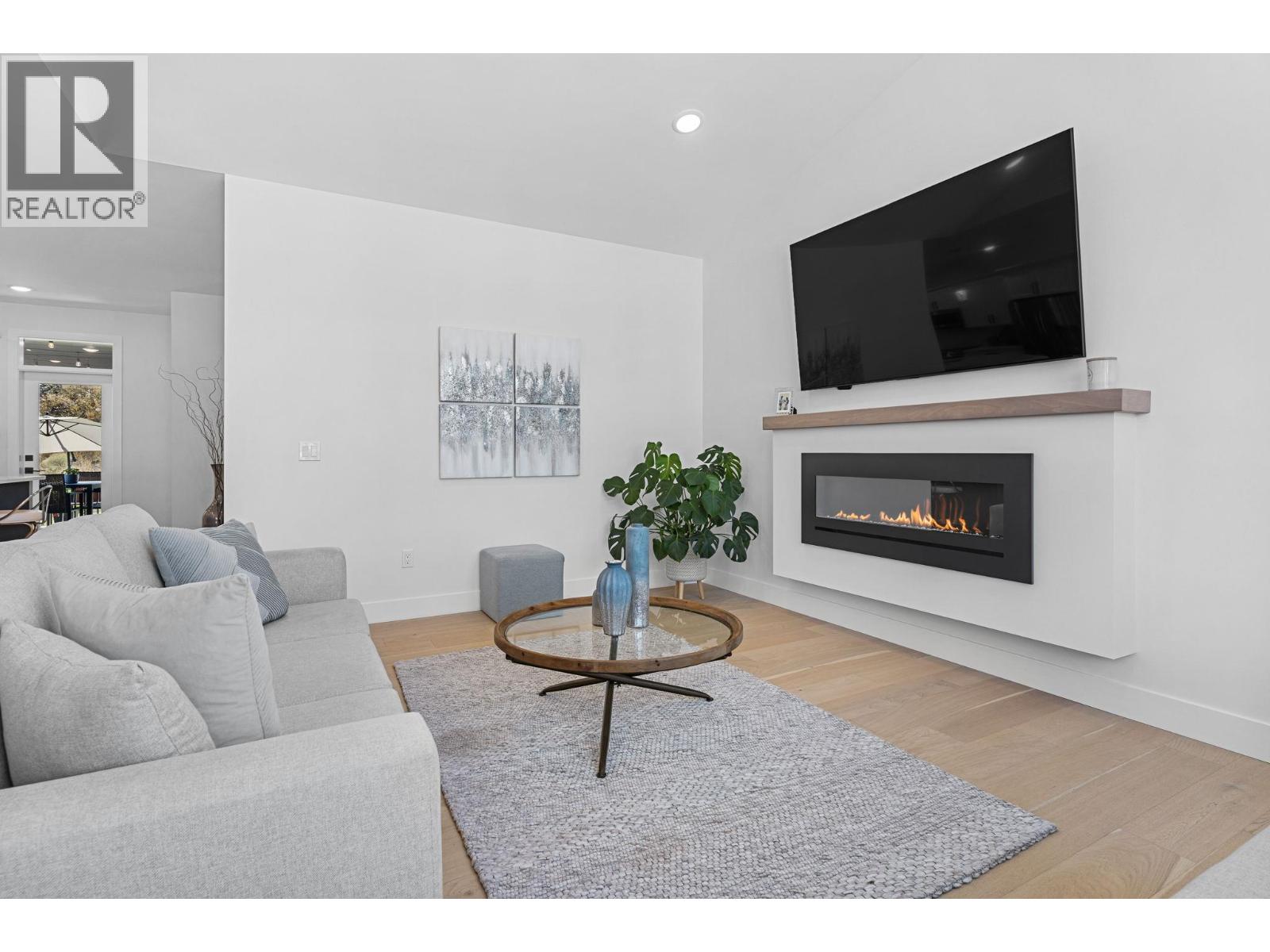  2789 Canyon Crest Drive, West Kelowna