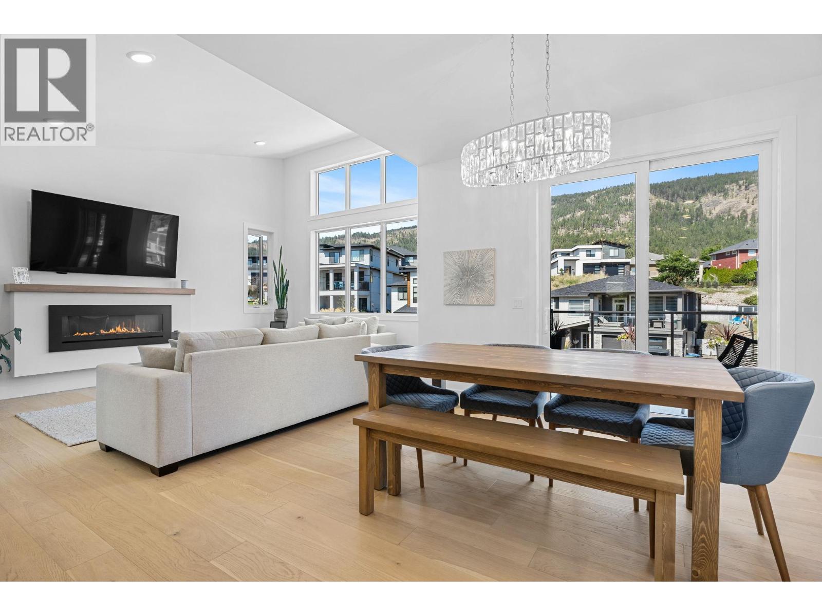  2789 Canyon Crest Drive, West Kelowna