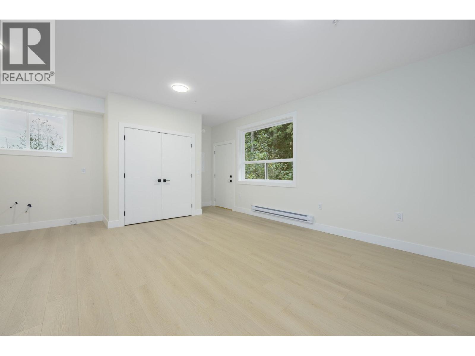 23349 CROSS ROAD, Maple Ridge