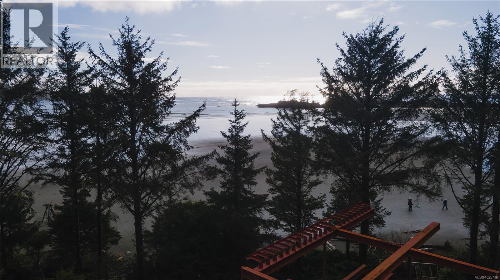 1327 Chesterman Beach Rd, Tofino