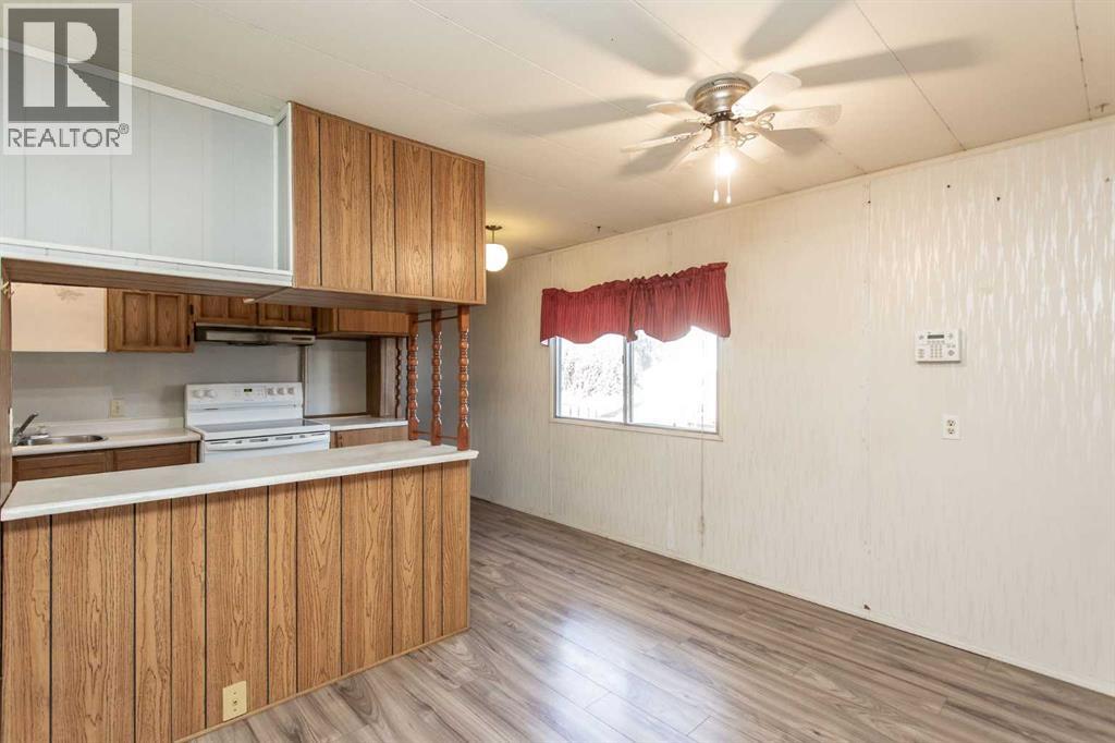 7 Parkland Acres, Lacombe