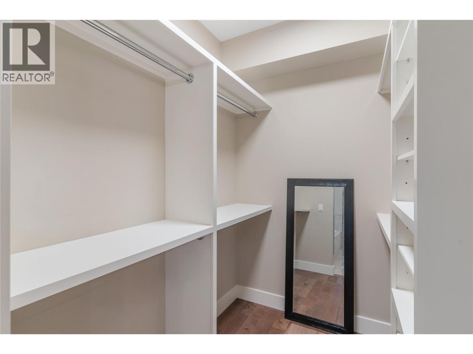  5484 Mountainside Lane, Kelowna