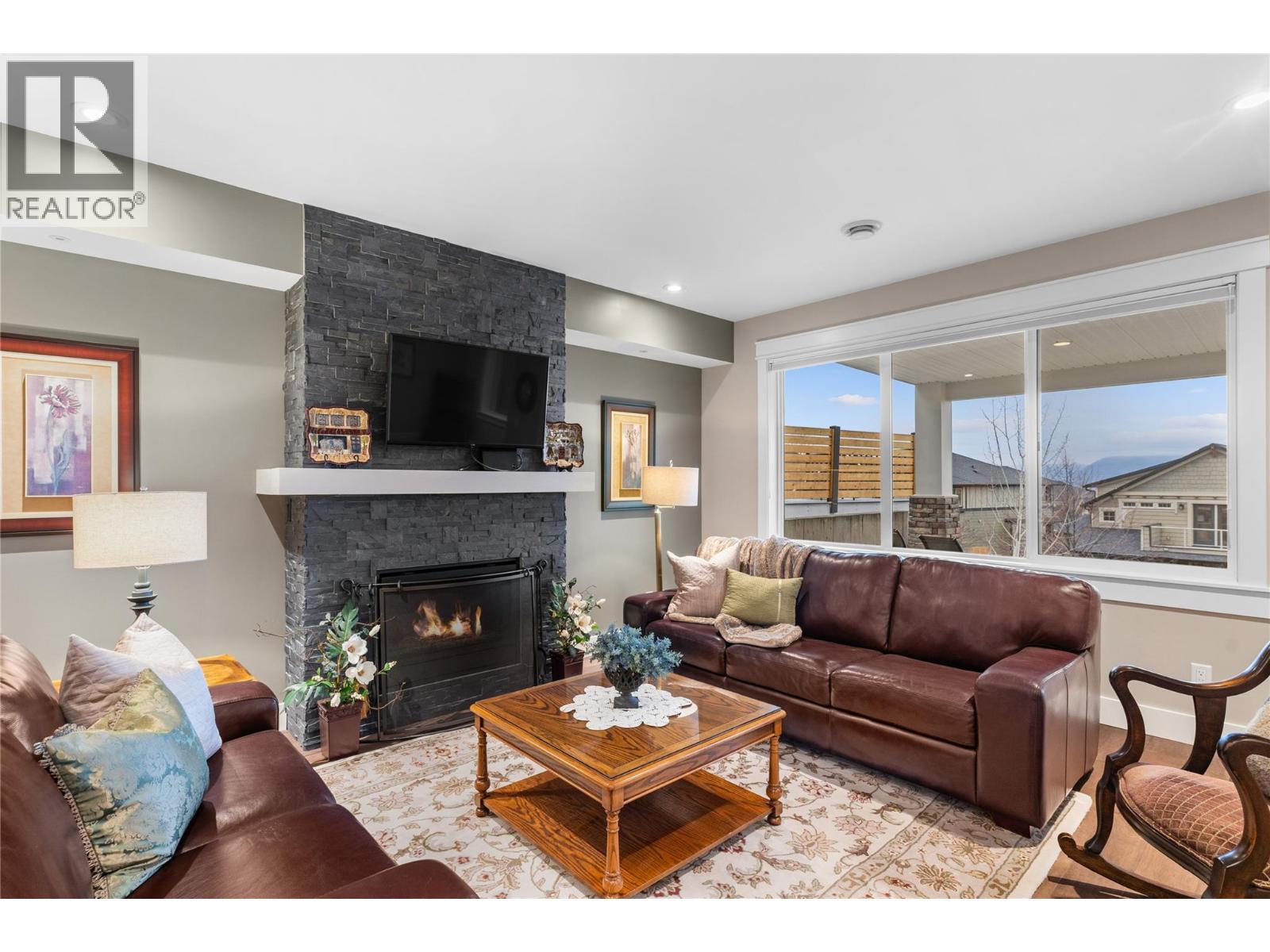  5484 Mountainside Lane, Kelowna