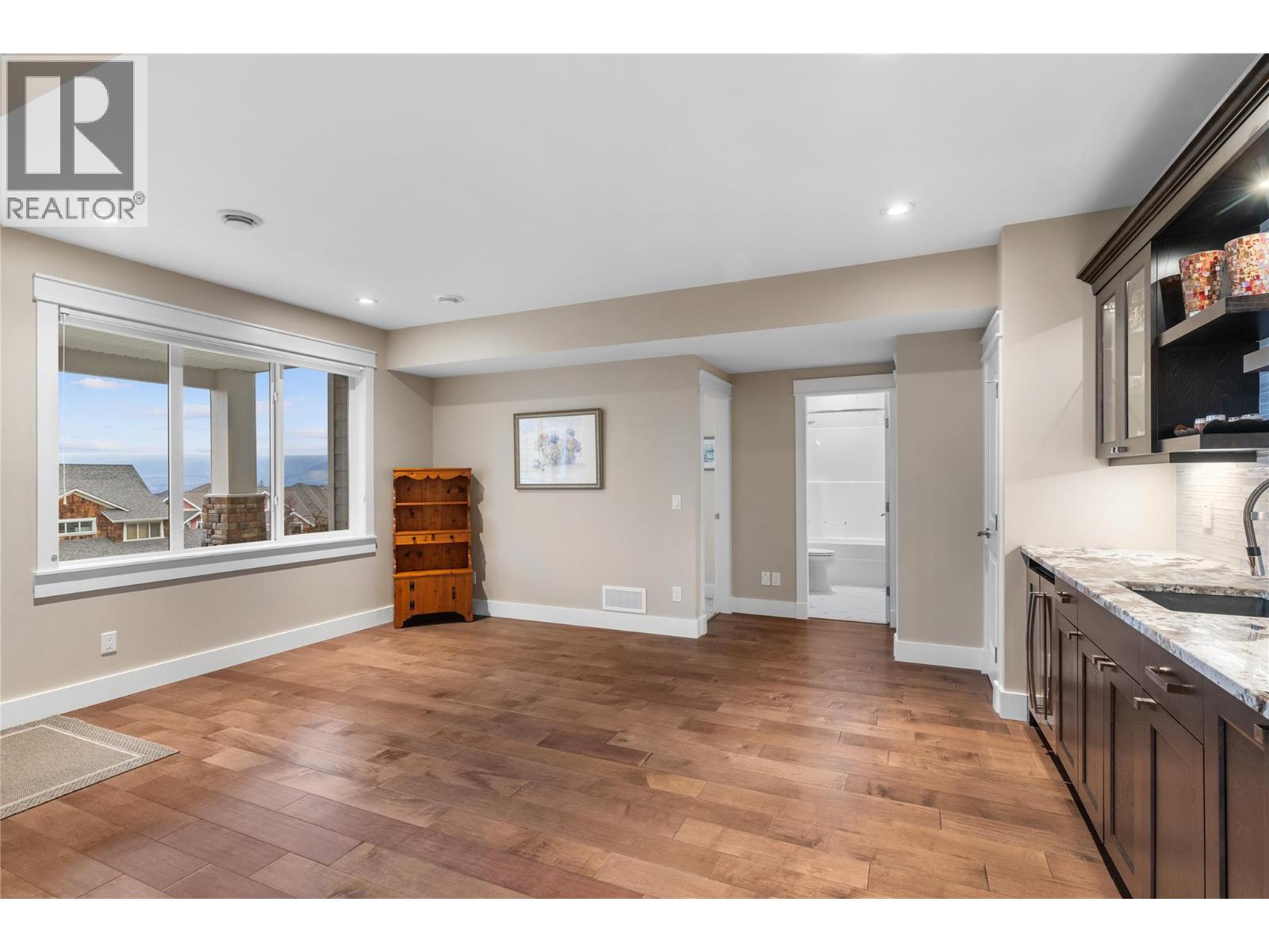  5484 Mountainside Lane, Kelowna