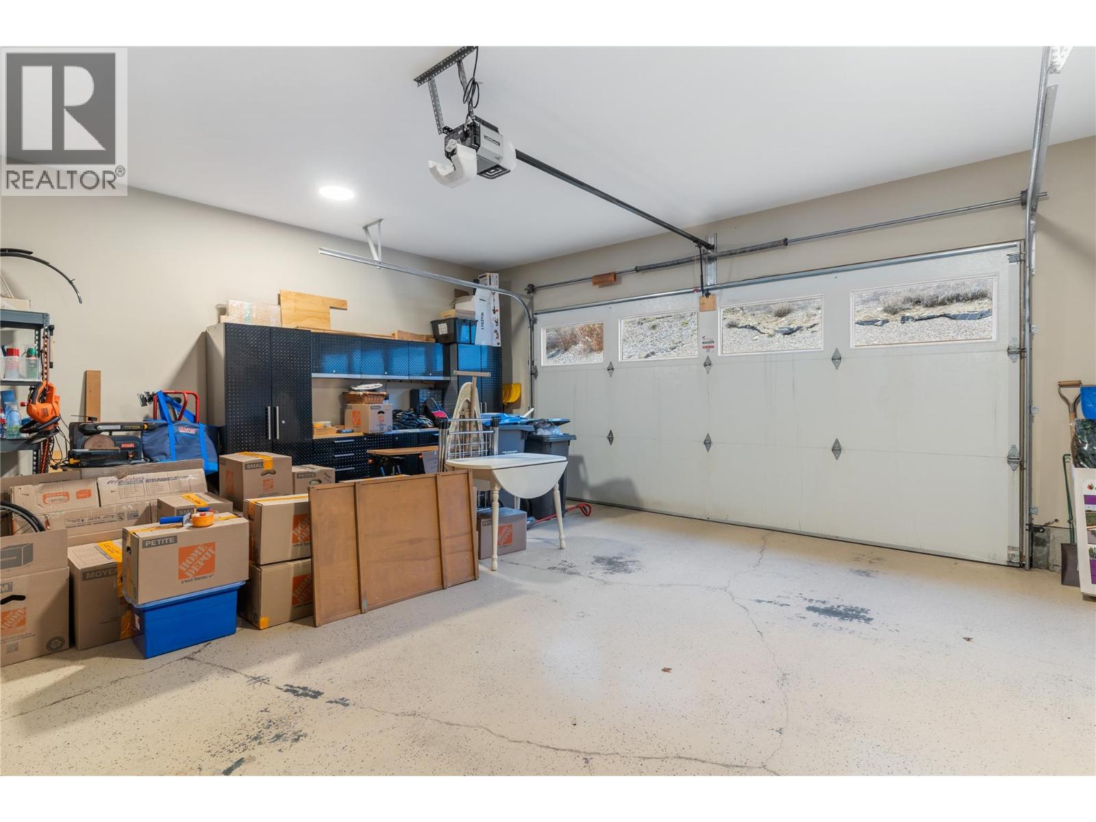  5484 Mountainside Lane, Kelowna